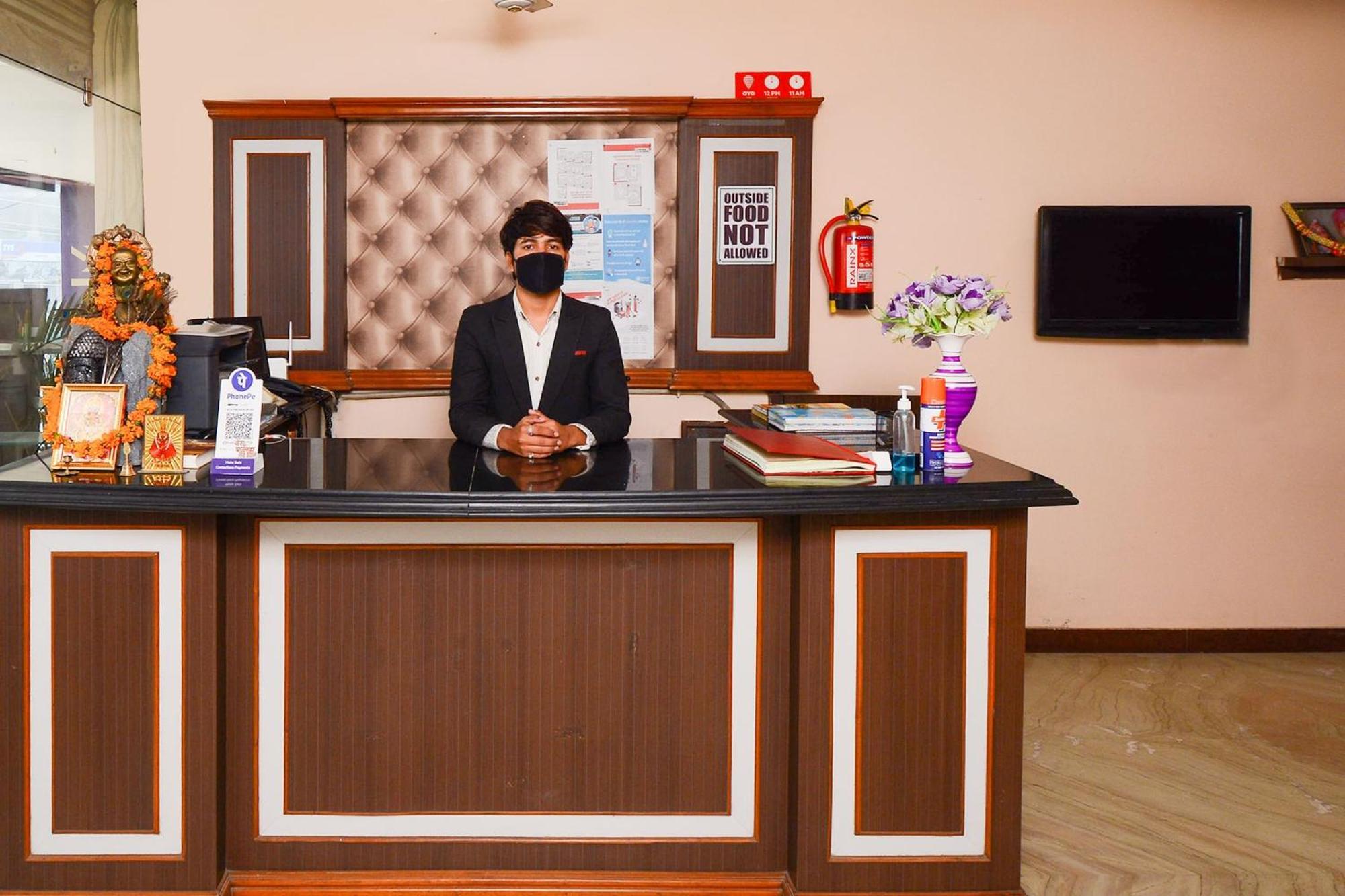 Hotel O Samar Palace 4*