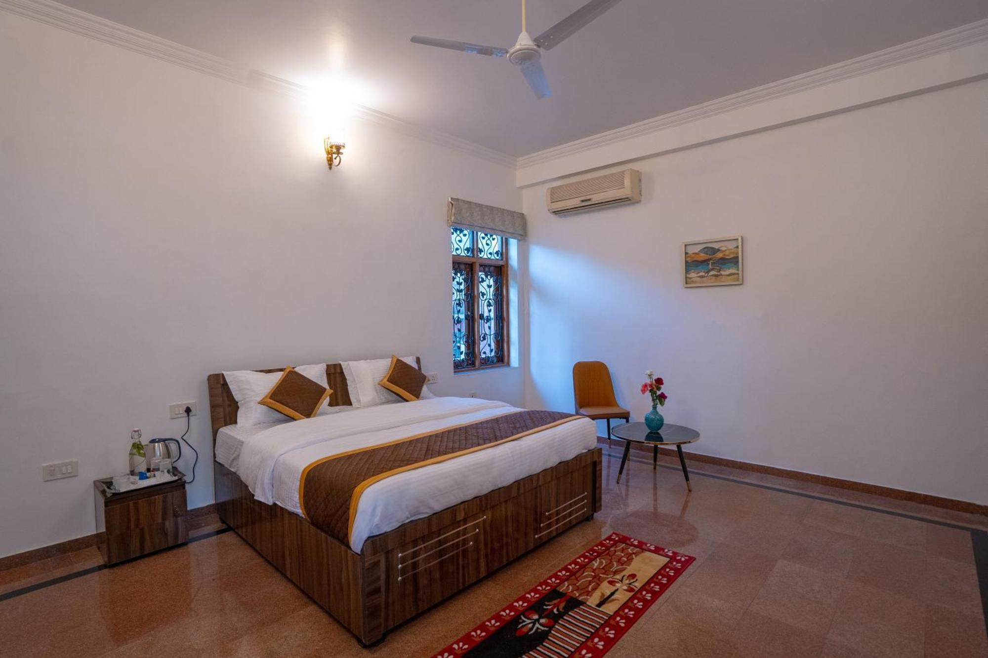 Inn The Palace - A Boutique *