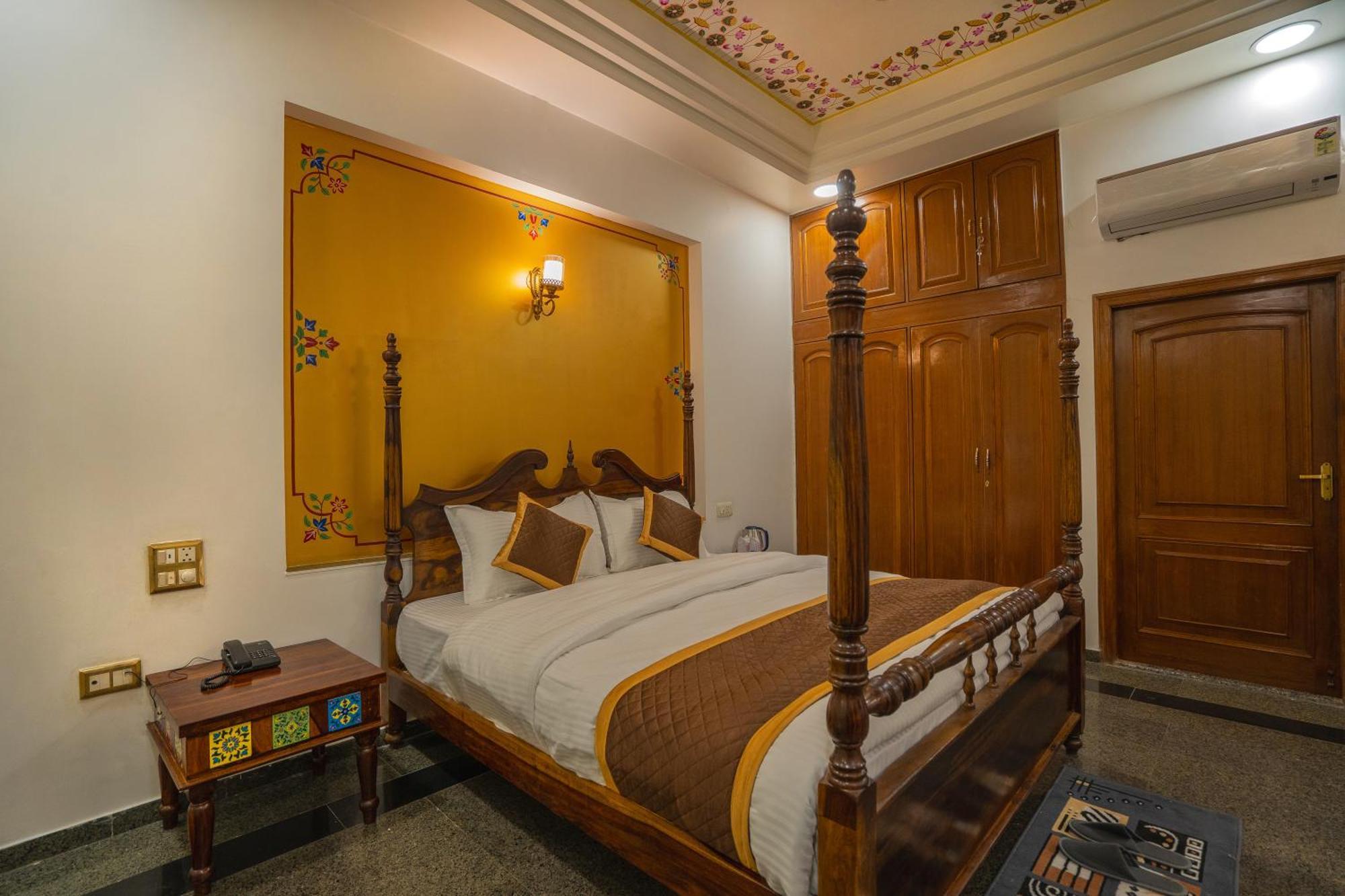 Inn The Palace - A Boutique *