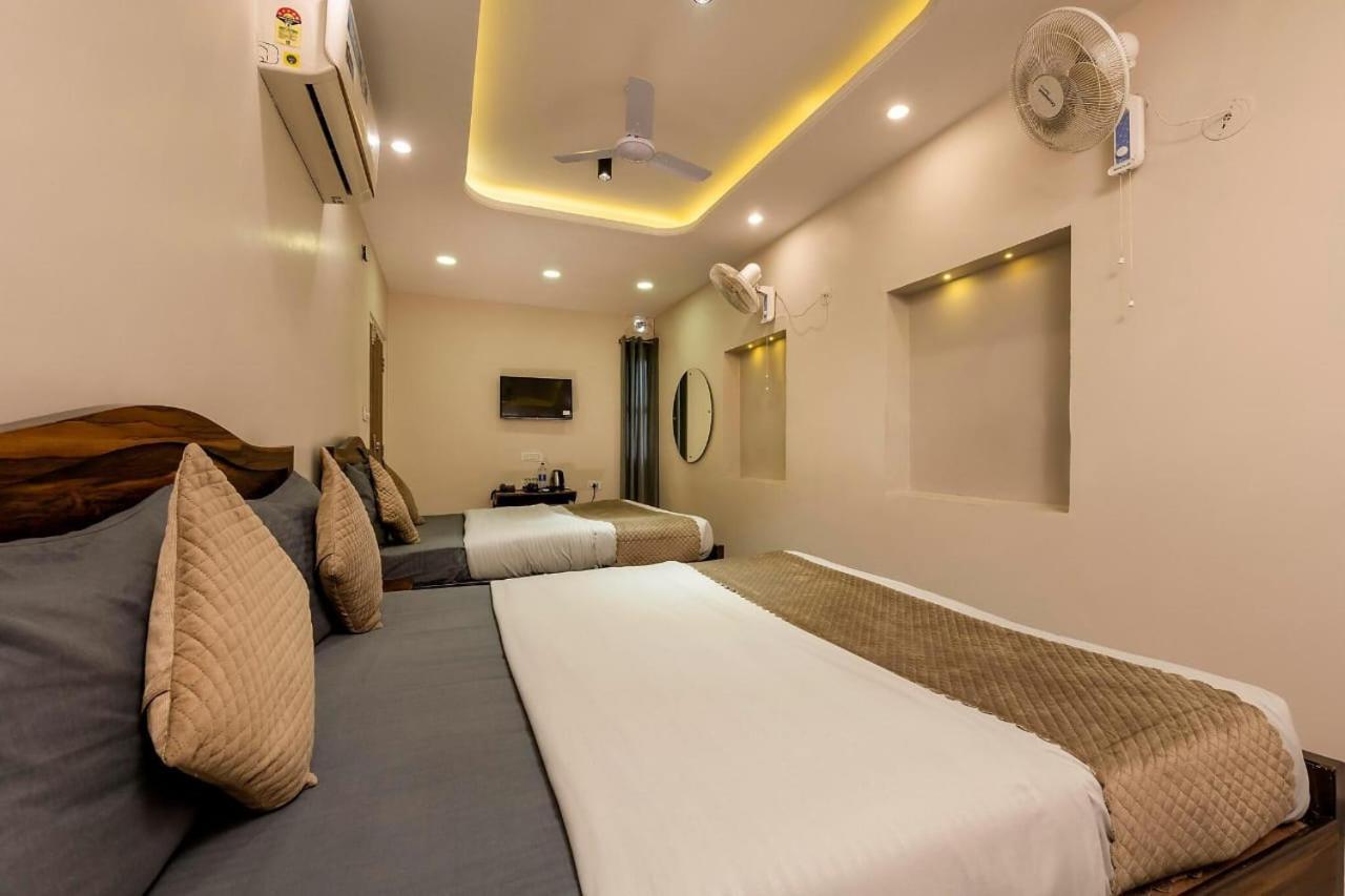 J Startup House, - C Scheme
