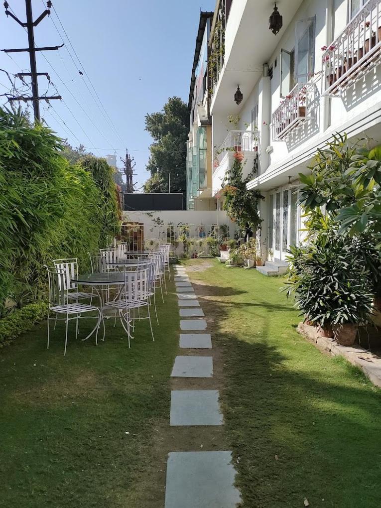 J Startup House, - C Scheme Jaipur