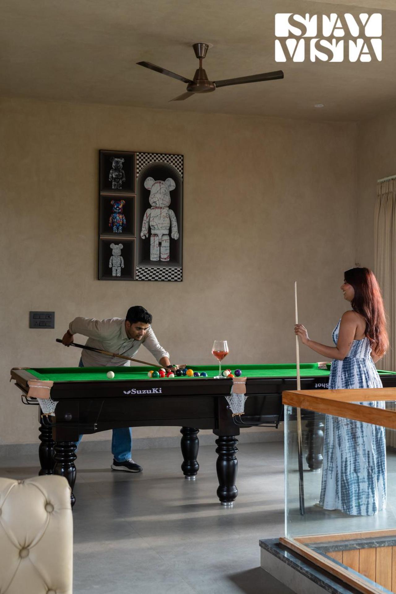 Stayvista At Urban Escape - 2 Pools, Lawn & Wifi Jaipur