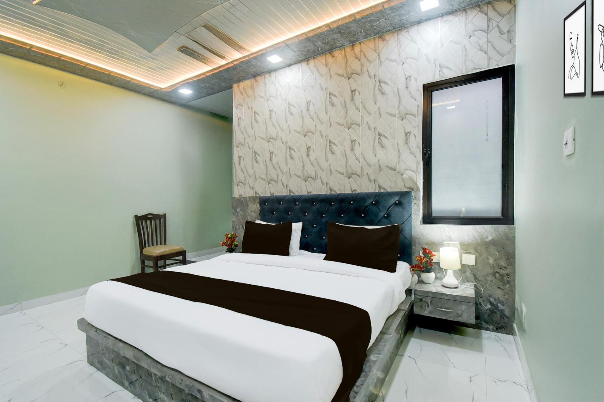 O Kishan Palace *