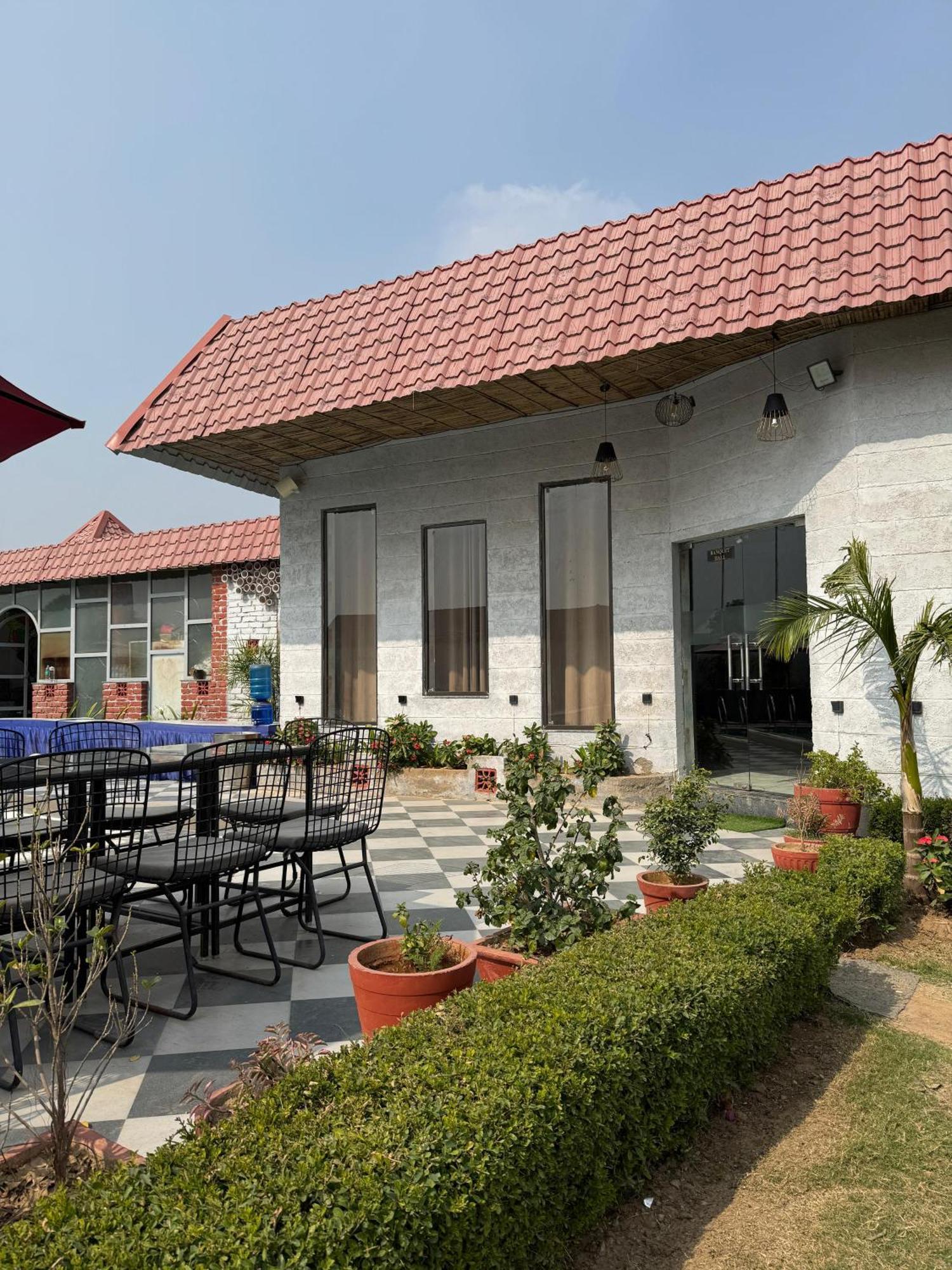 Sparkle 3* Jaipur