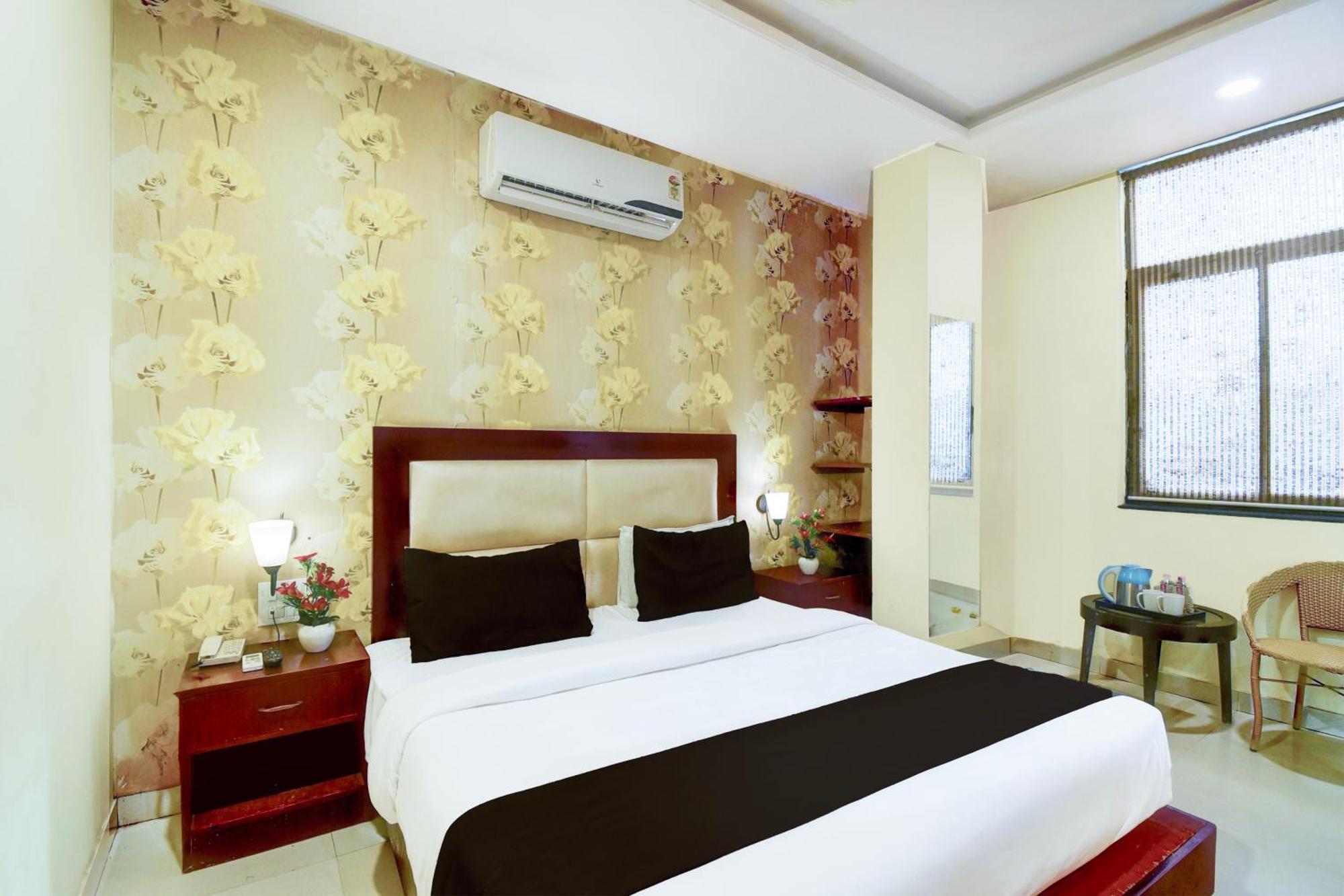 Hotel Palette Near Akshardham Temple Formerly V One Pride 3*