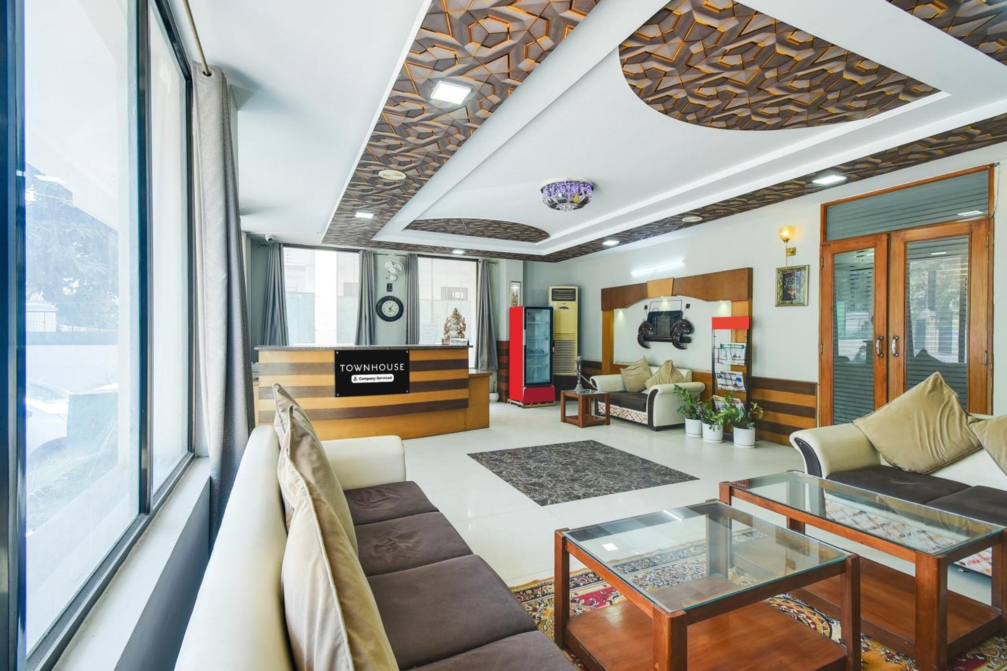Super Townhouse Malviya Nagar Near Airport Formerly Royal Residency Hotel 3*
