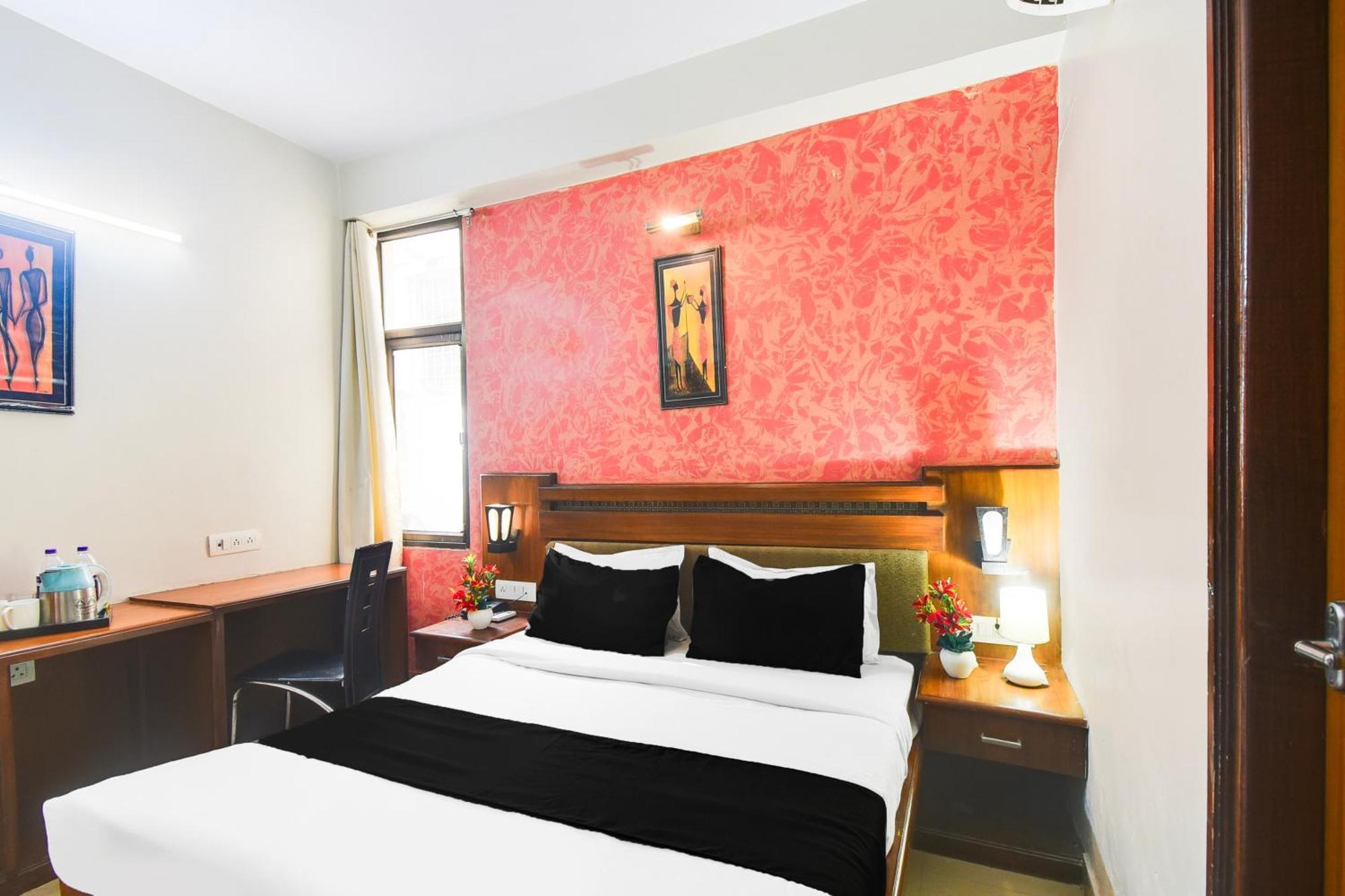 Super Townhouse Malviya Nagar Near Airport Formerly Royal Residency 3* Jaipur