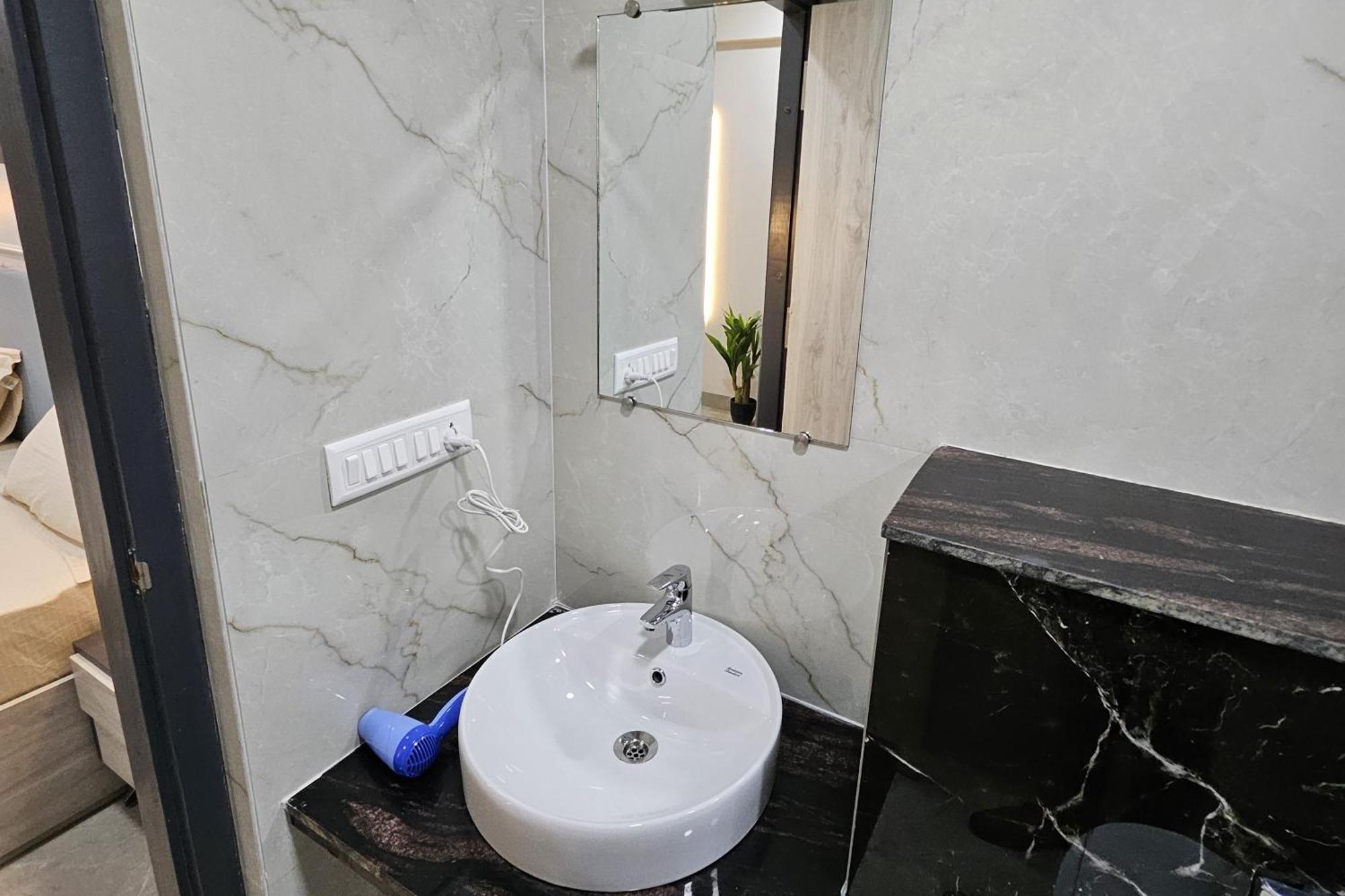 Urban By Blusalzz, - Rajasthan 4* Jaipur