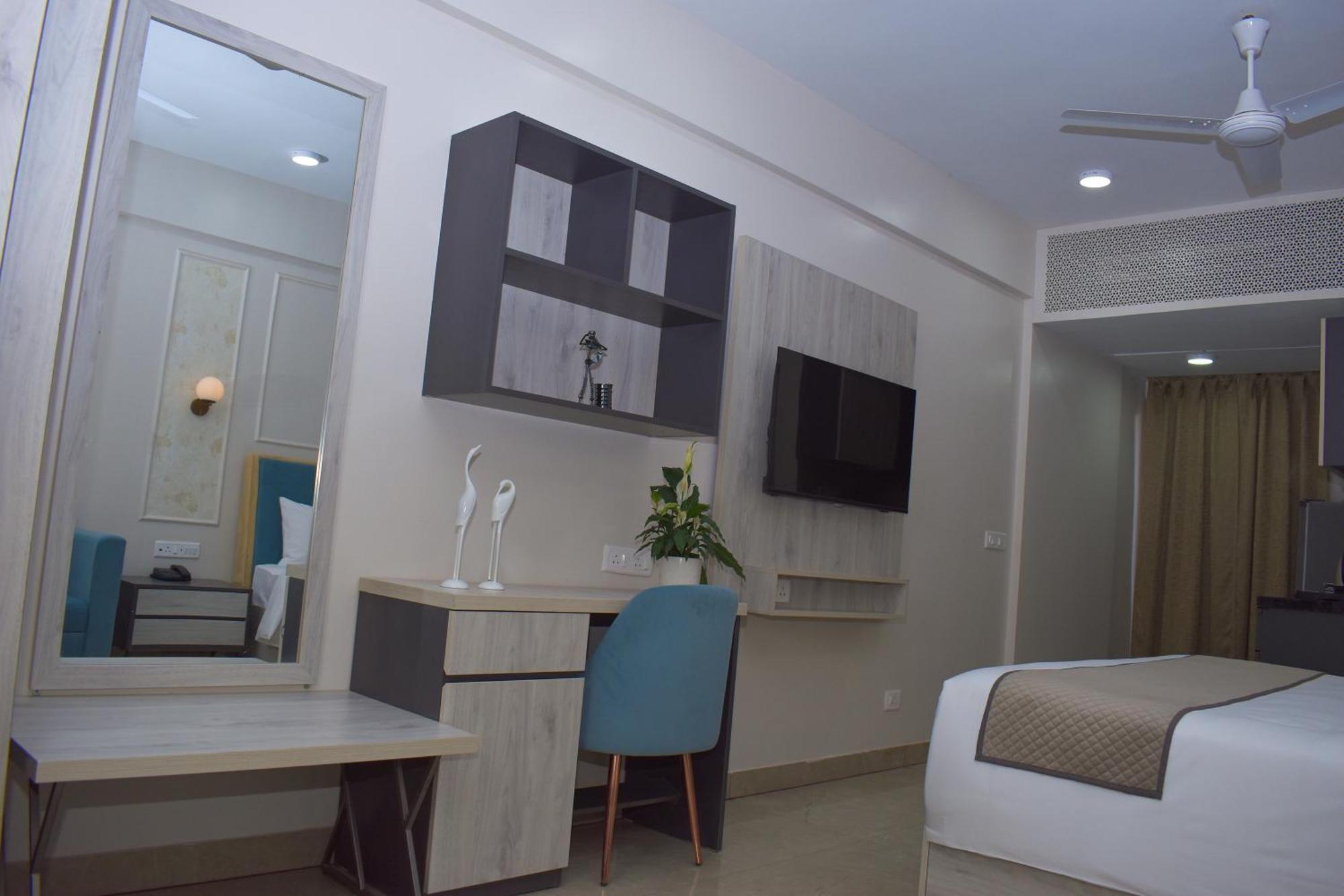 Hotel Urban By Blusalzz, - Rajasthan 4*