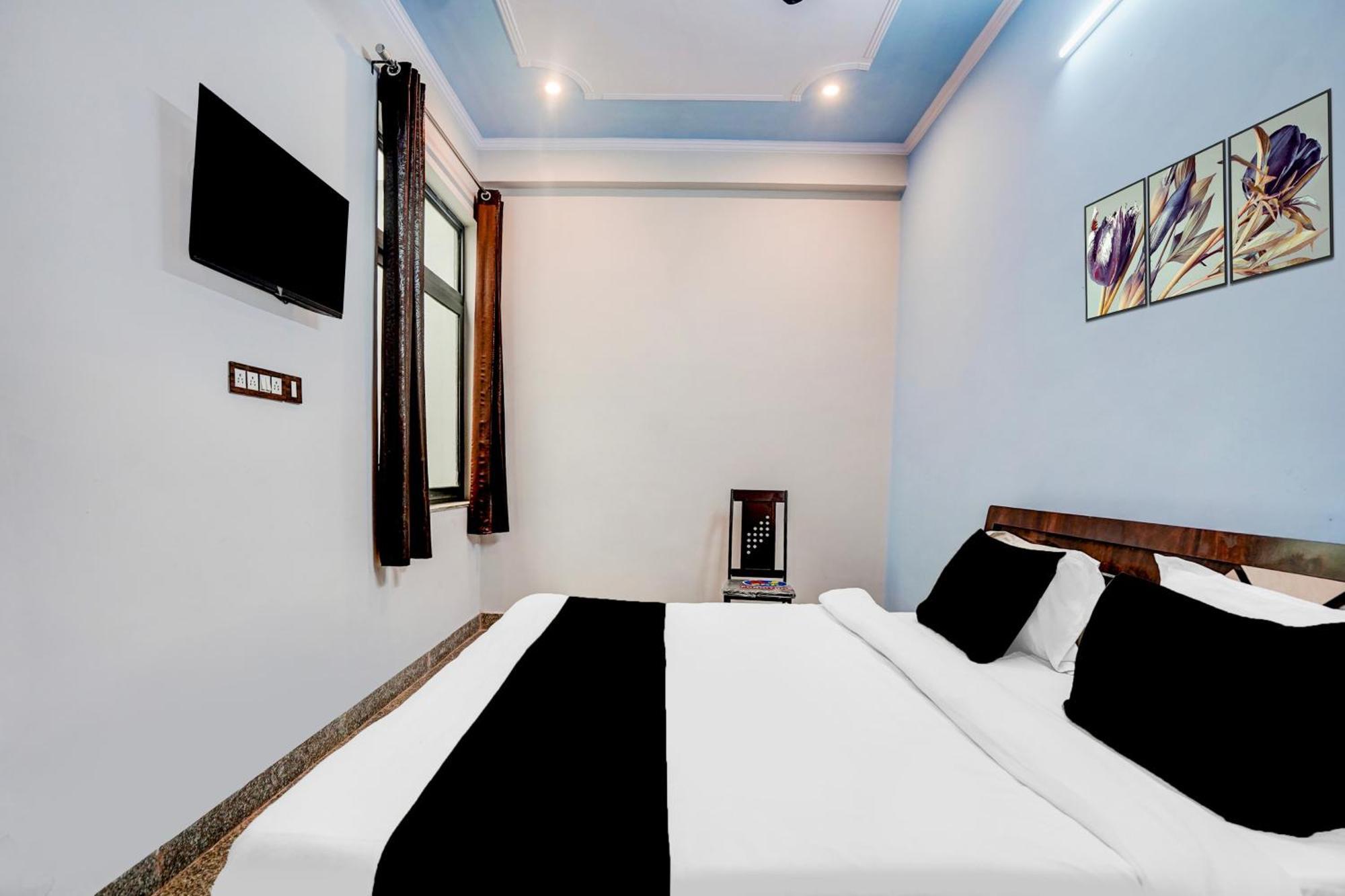 O R R Resturent And Hotel