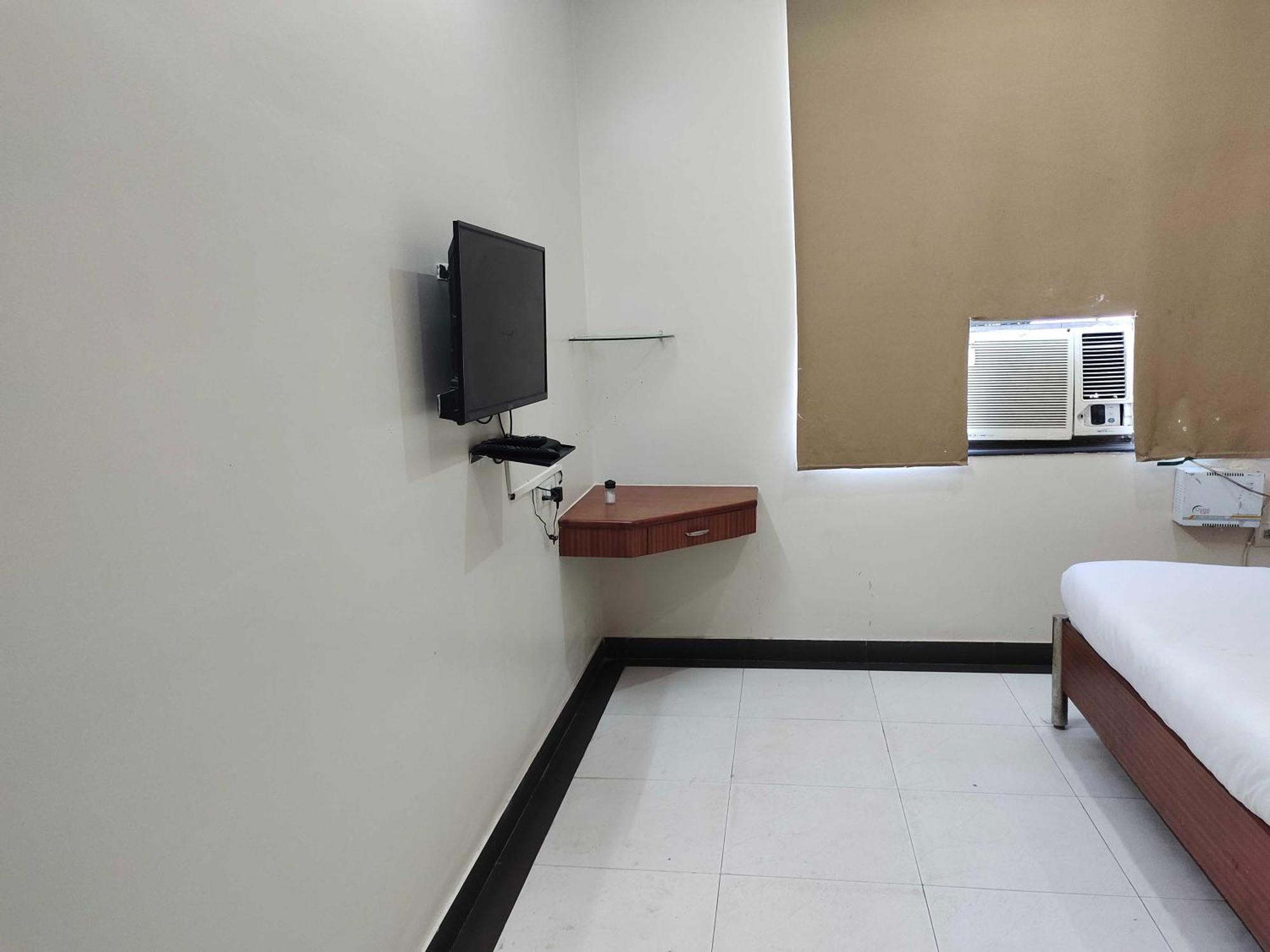 Maharani Hotel 3*