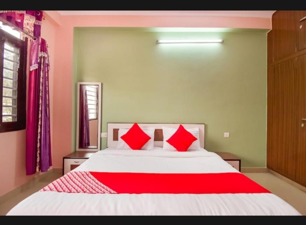 Hotel The Komal