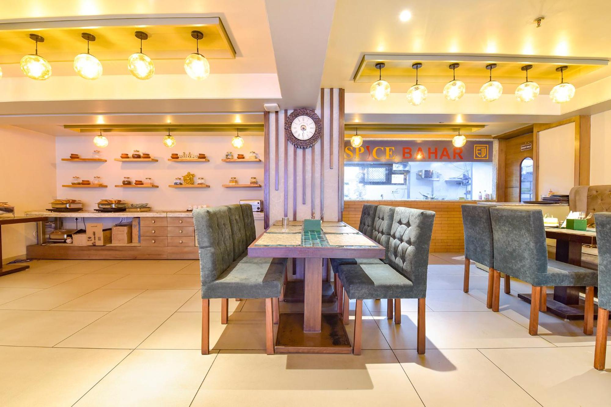 Fabhotel Jaipur Luxe