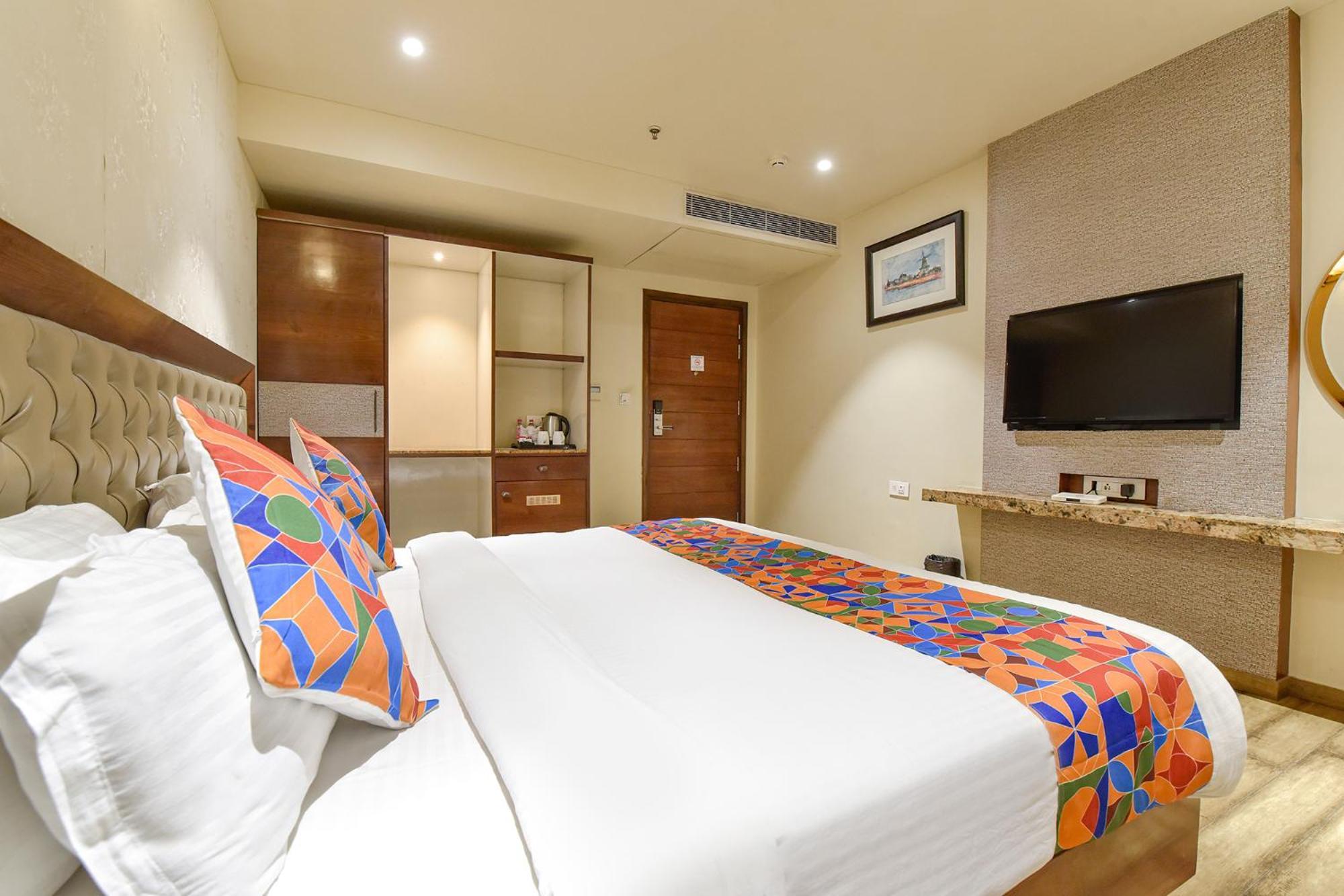 Fabhotel Jaipur Luxe Hotel