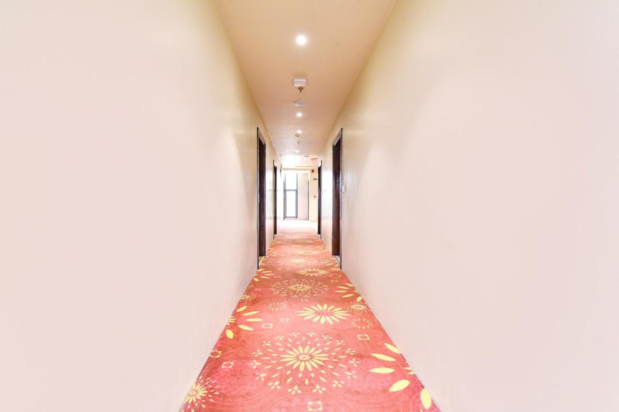 Hotel Fabhotel Jaipur Luxe 3*