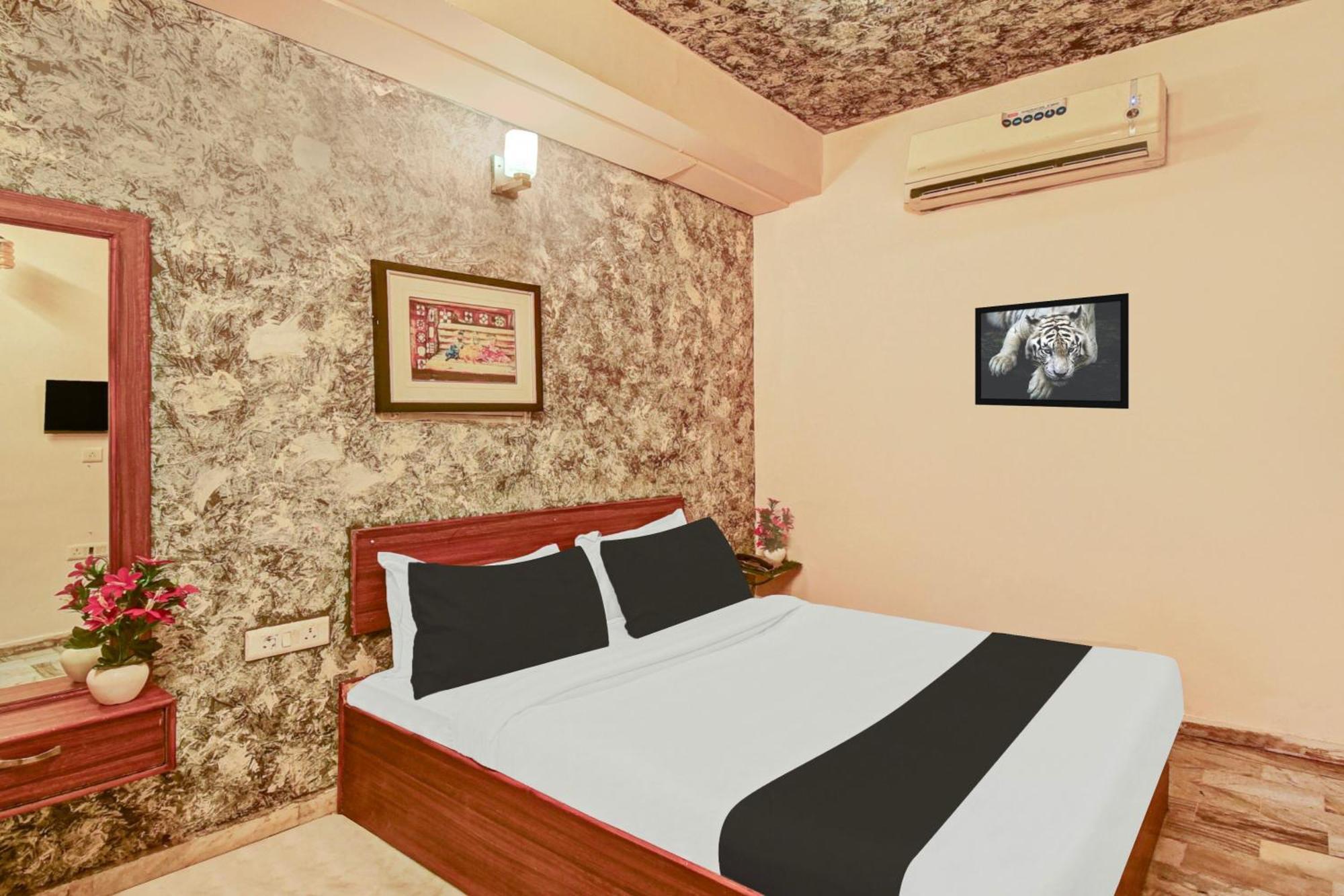 Hotel O The Blue Jaipur