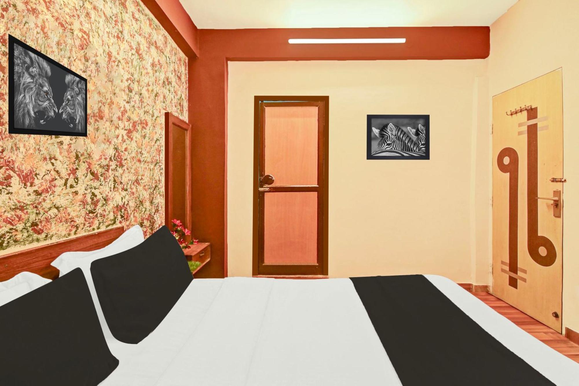O The Blue Hotel Jaipur
