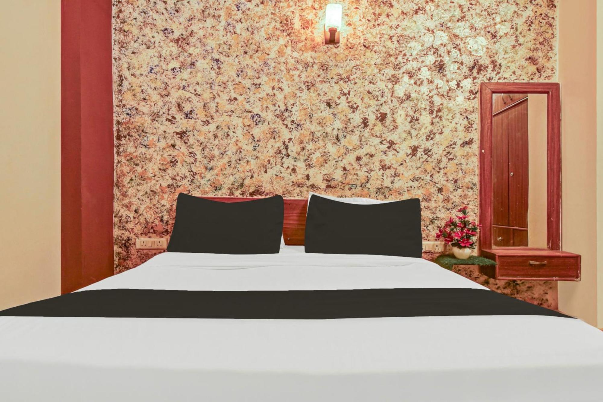 Hotel O The Blue Jaipur
