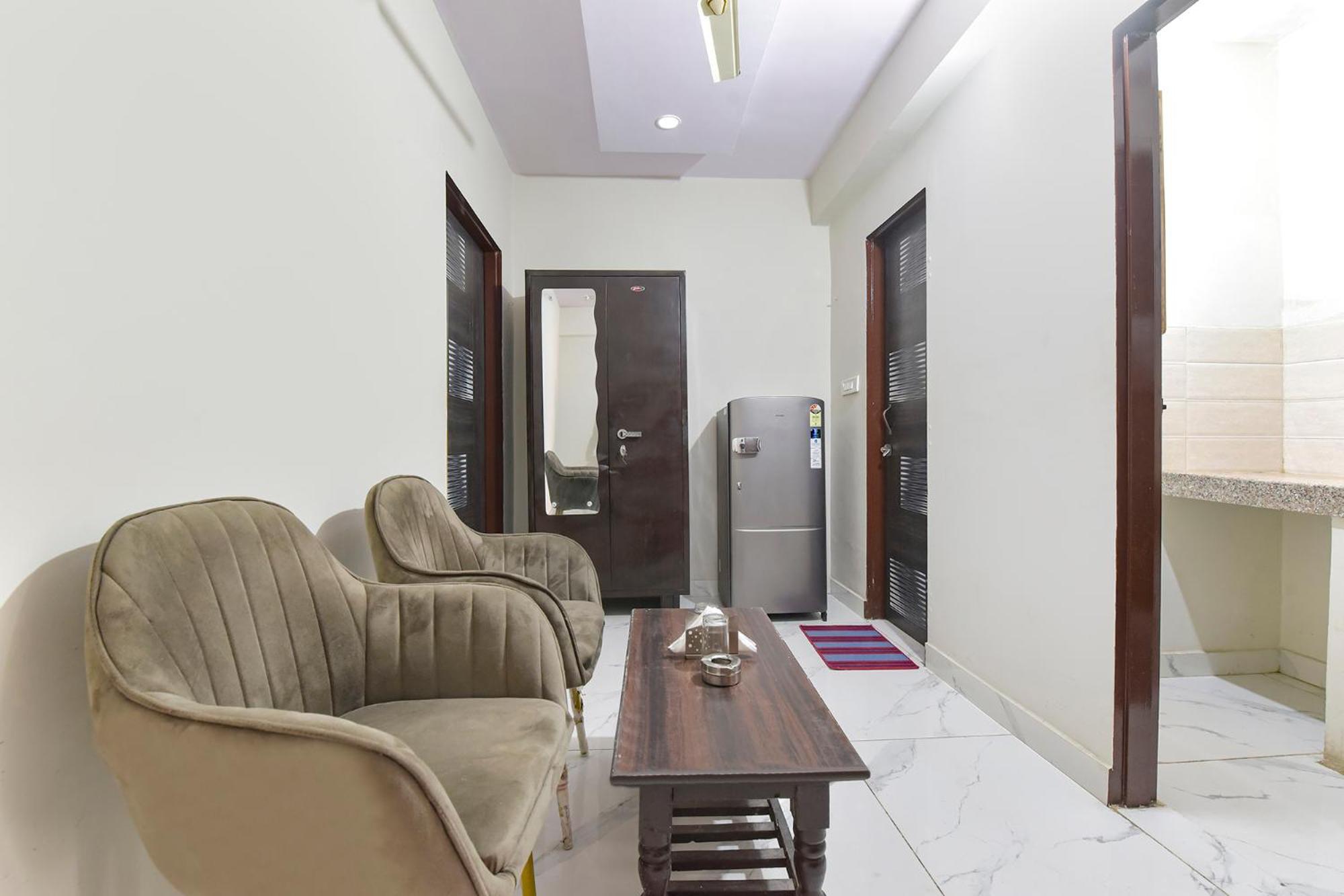 Hotel Fabhotel Bungalow 14