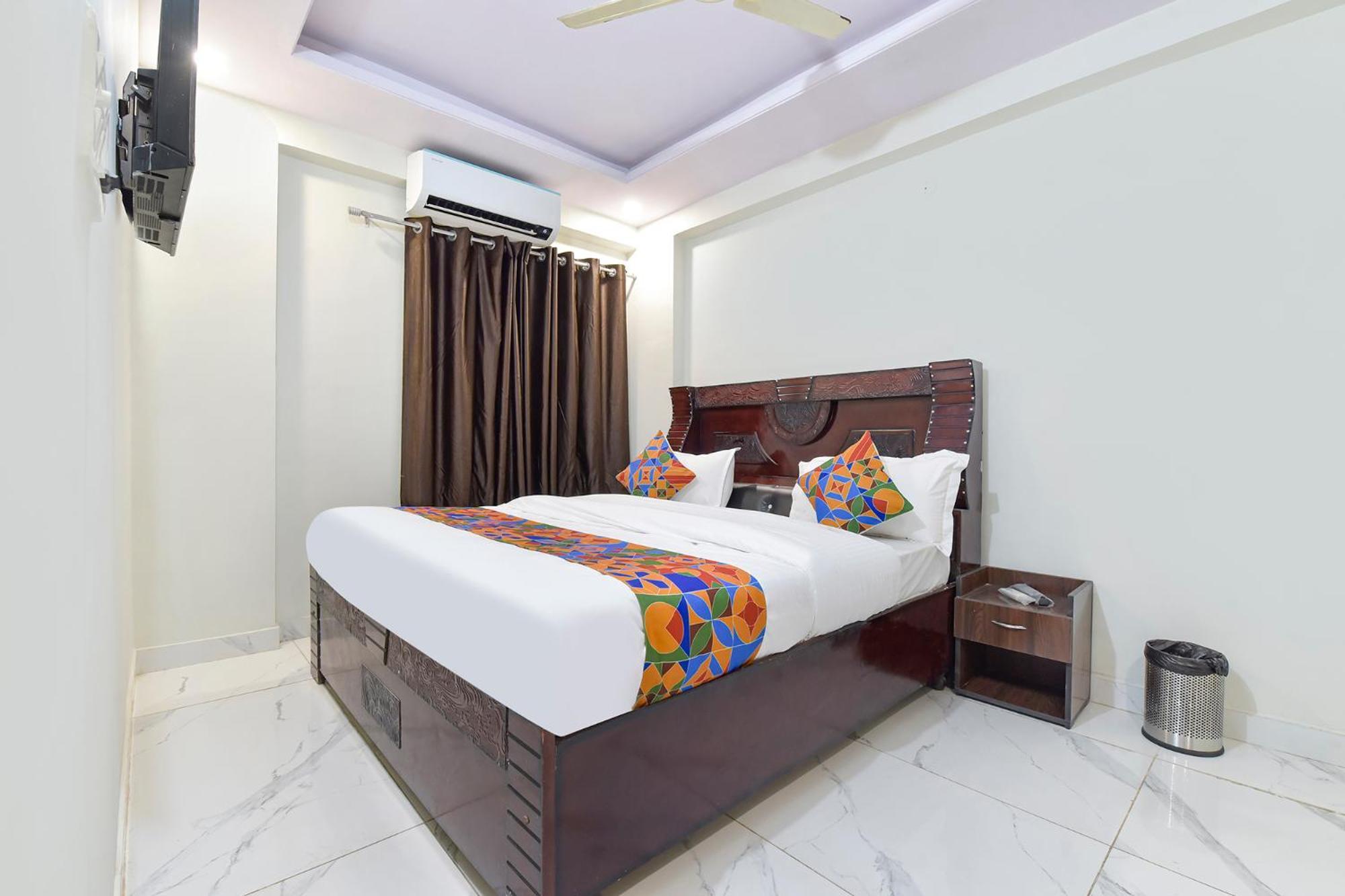Hotel Fabhotel Bungalow 14 3*