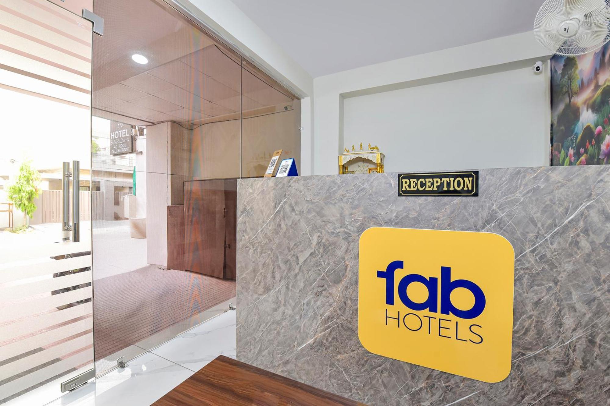 Hotel Fabhotel Bungalow 14 3*