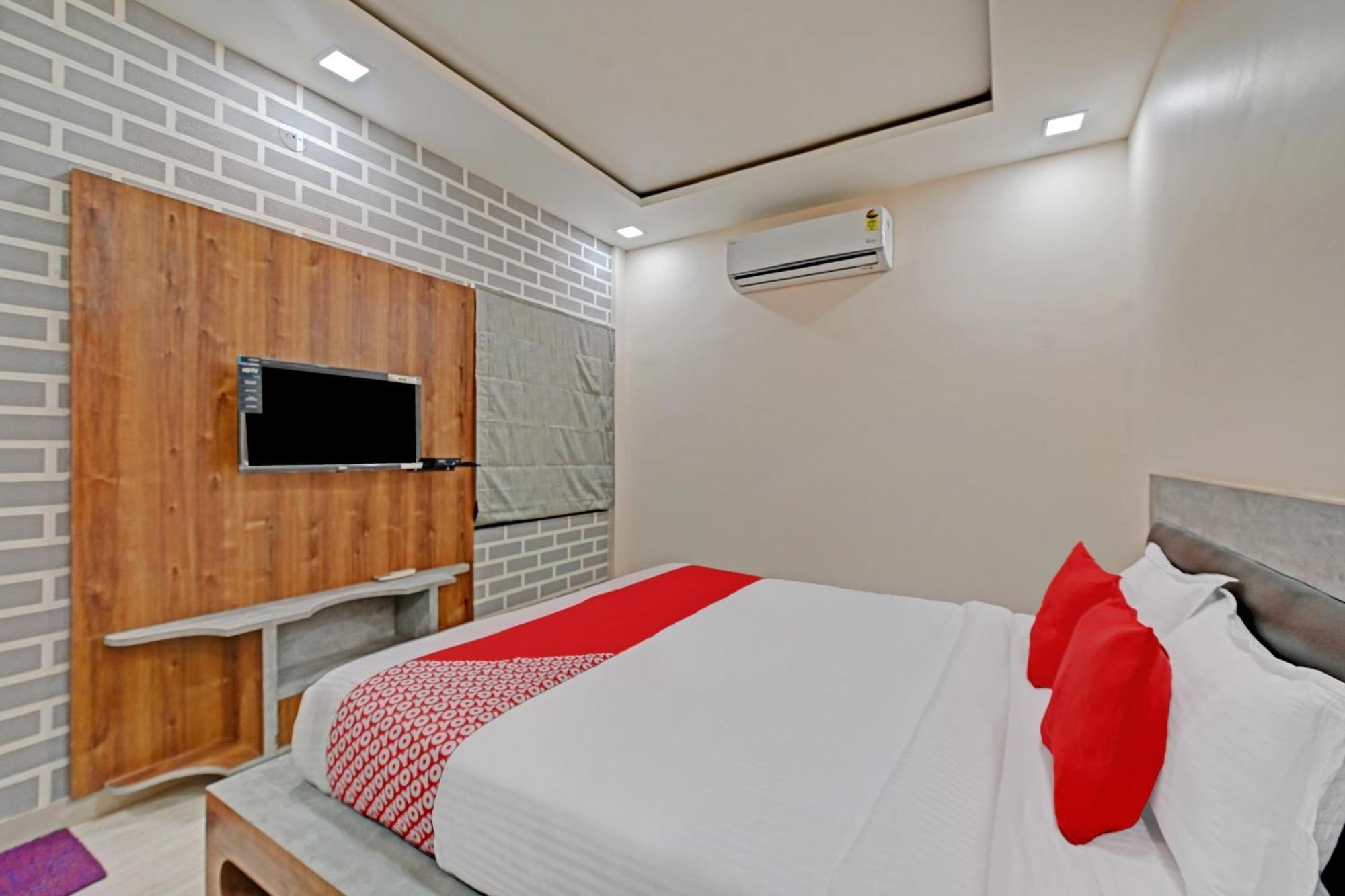 Hotel O The Castle 3*