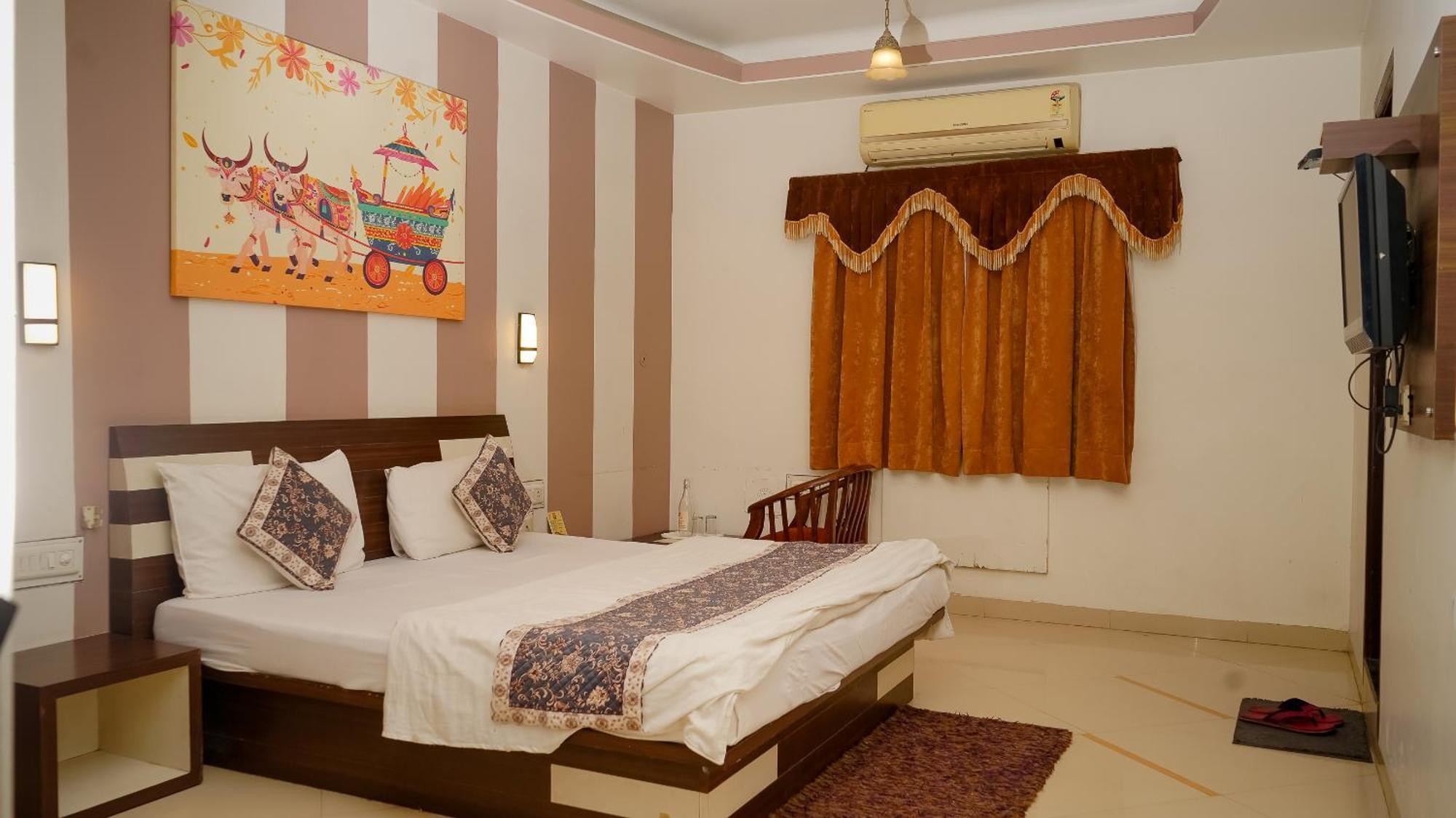 Ruby Hotel