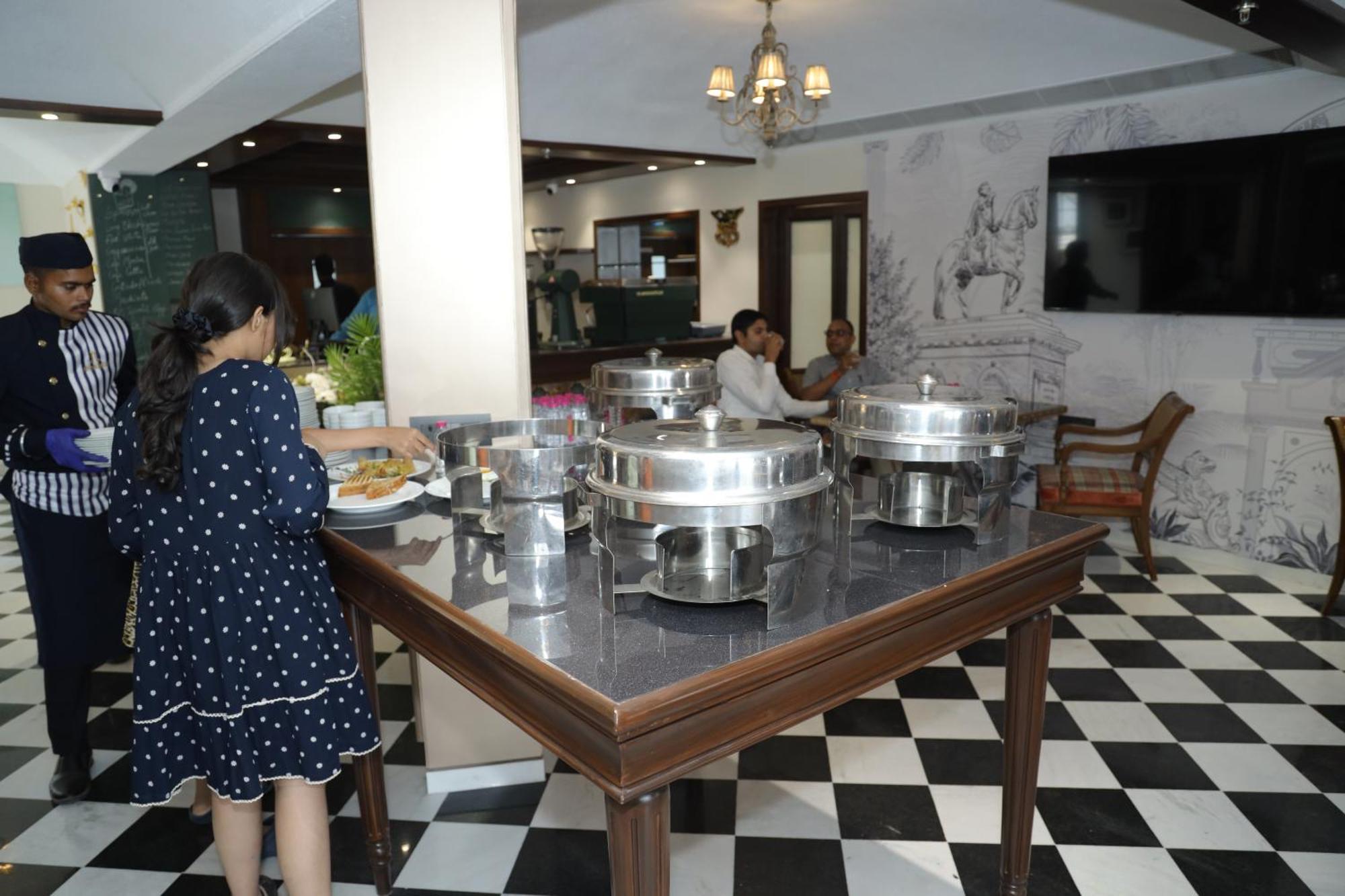 The Jewels Hotel