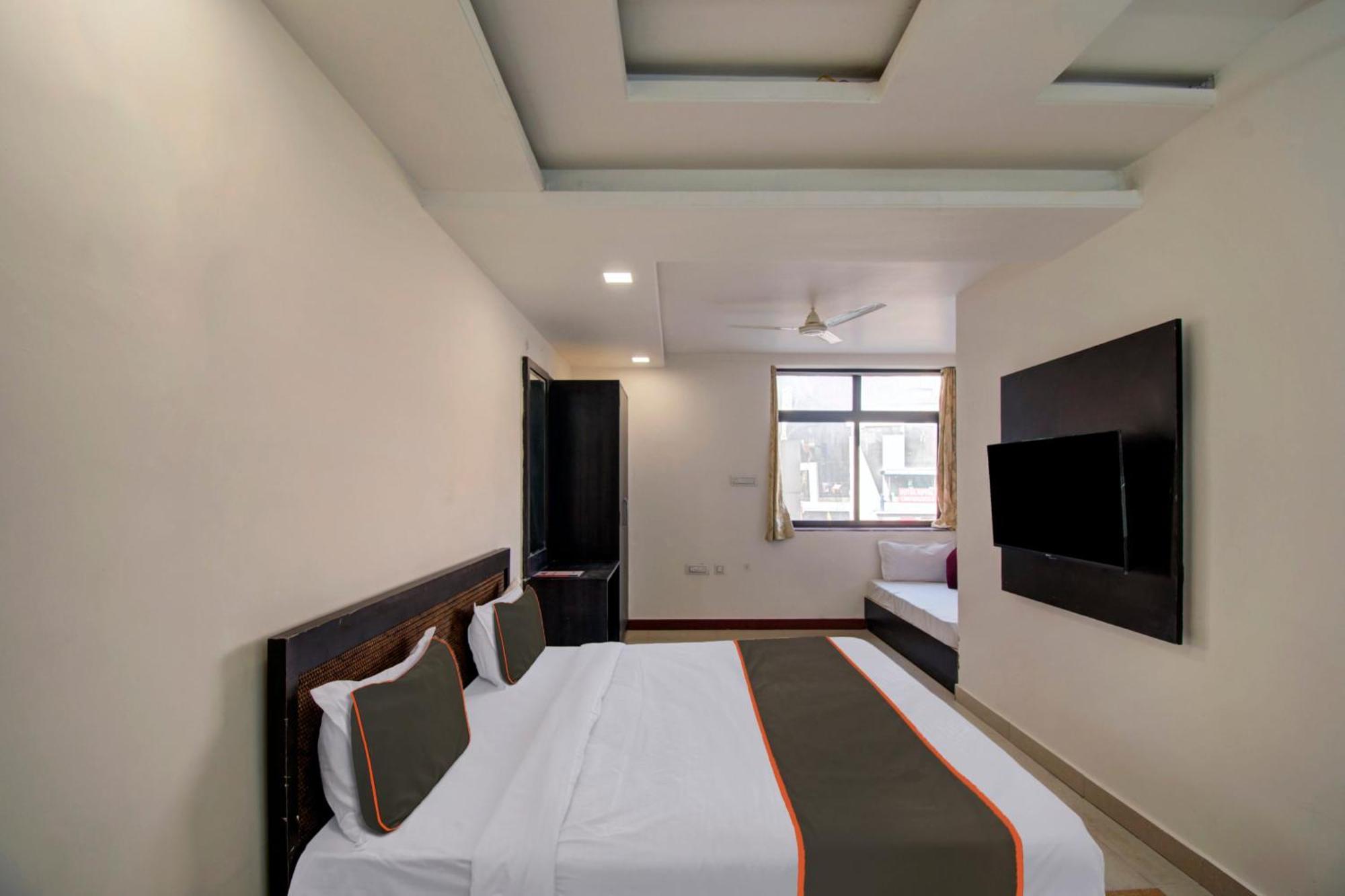 Hotel O Sanjay Palace 3*
