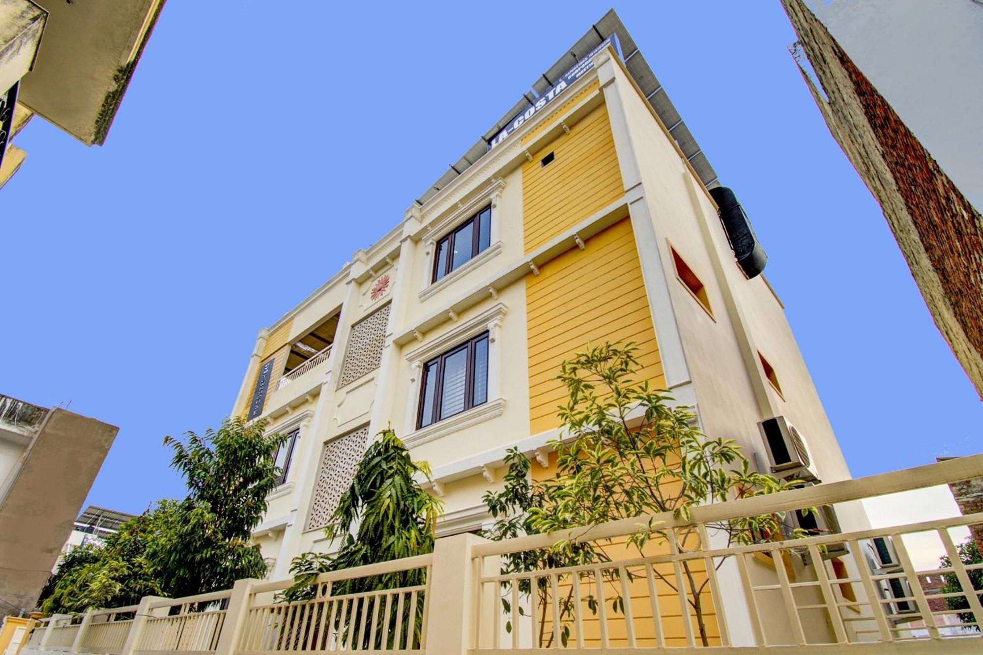 Hotel O La Costa Jaipur