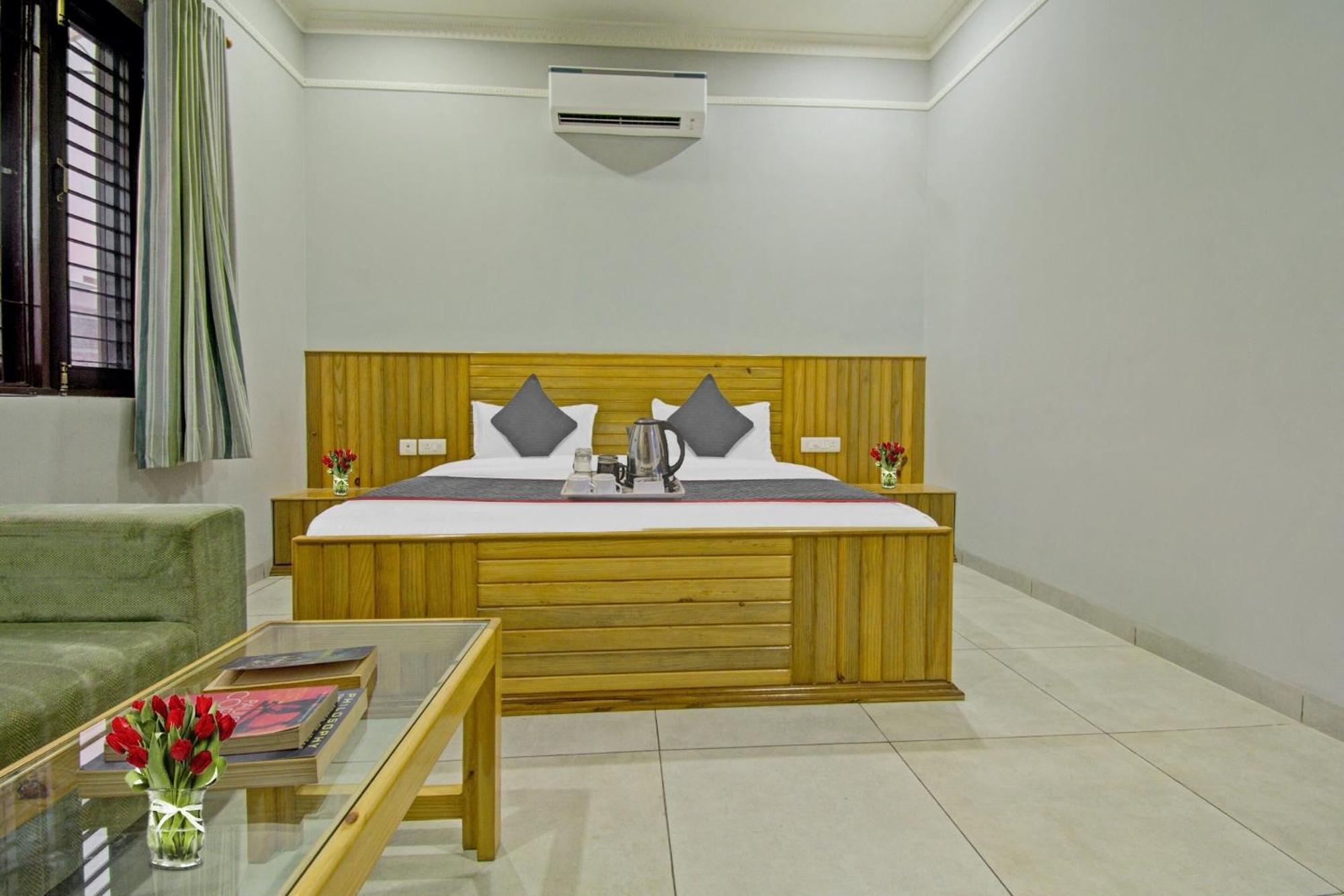 O La Costa Hotel 3*