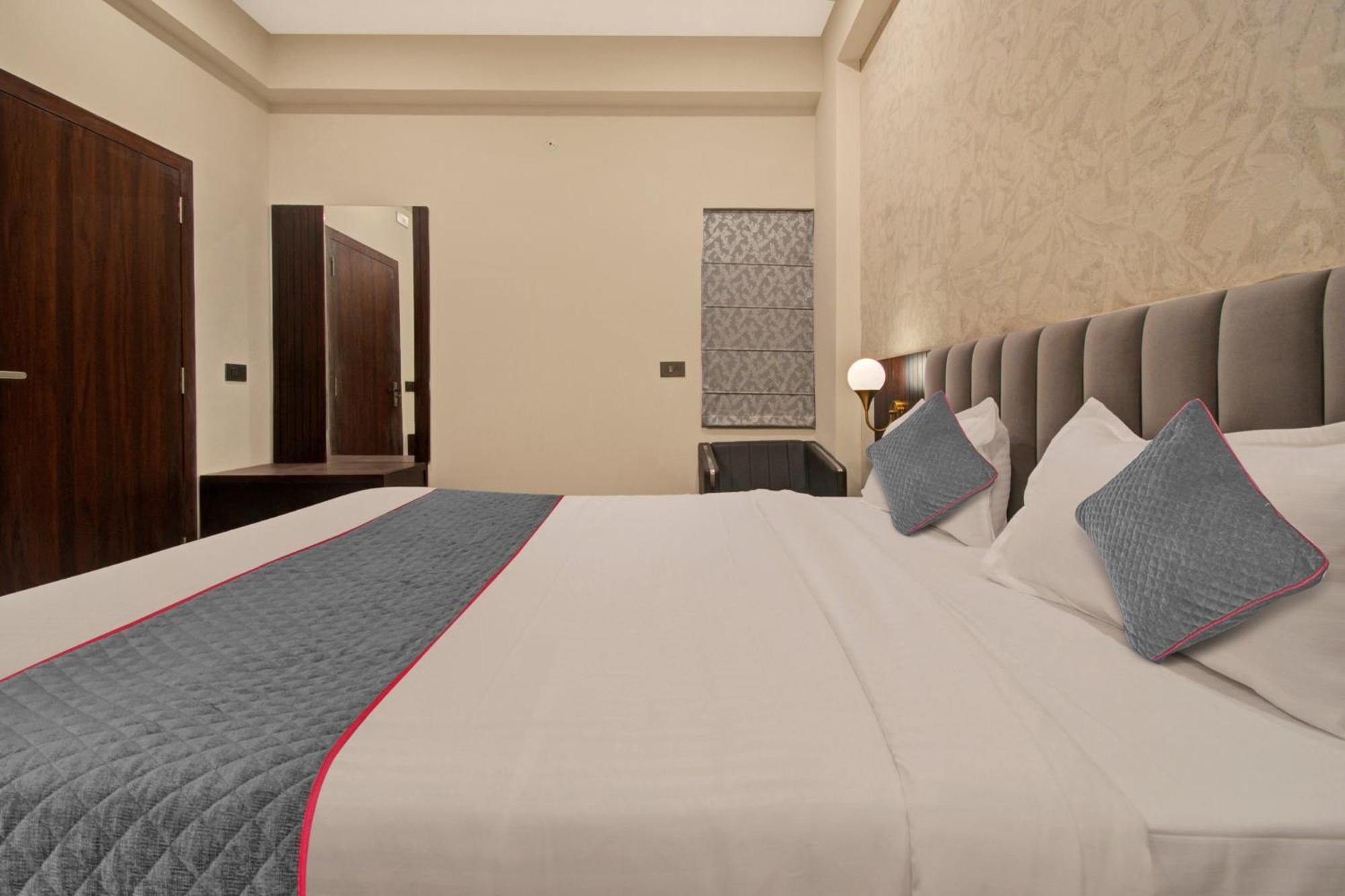 Hotel My Residency 4*