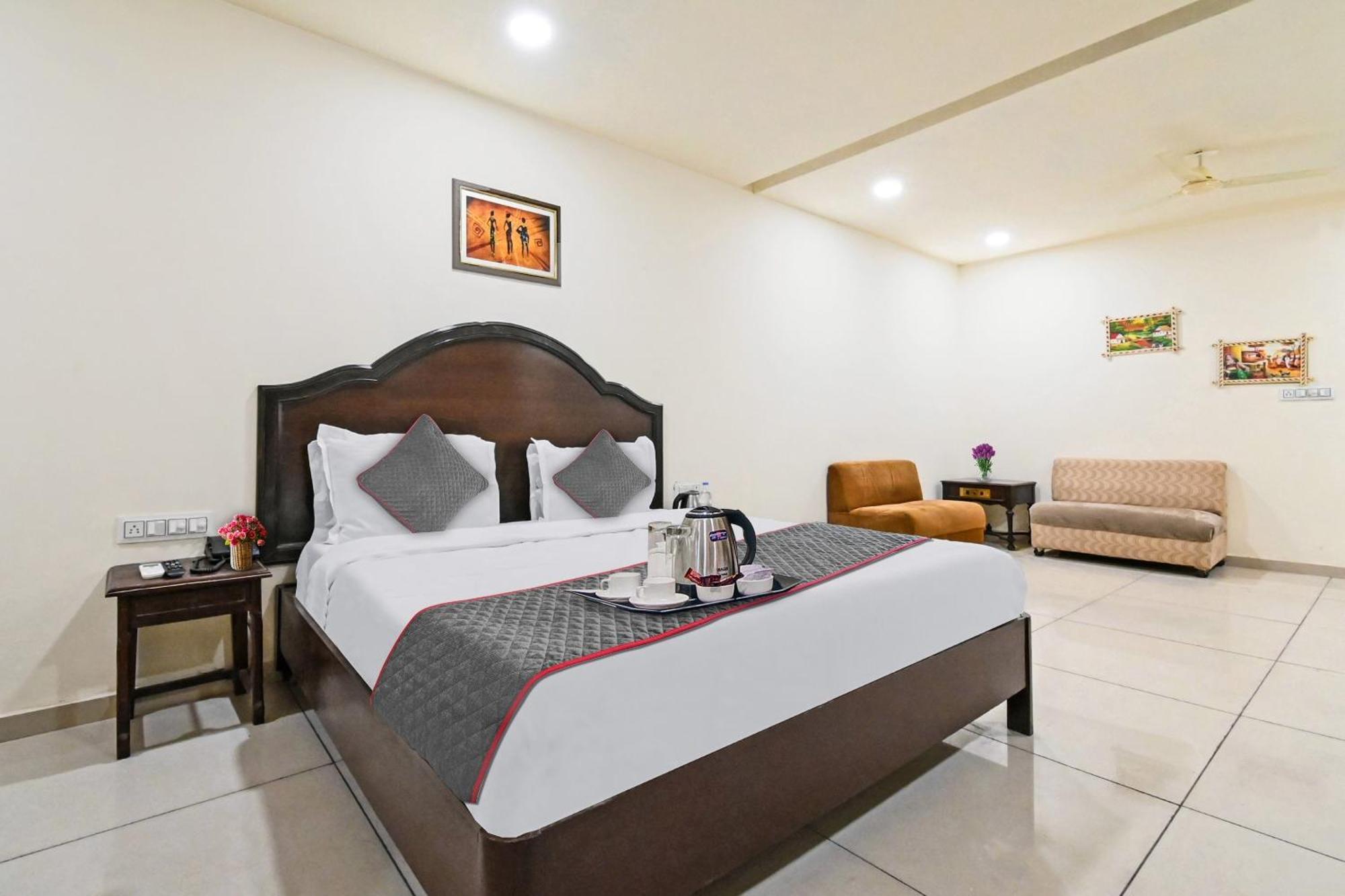 Hotel Townhouse Monark Jaipur
