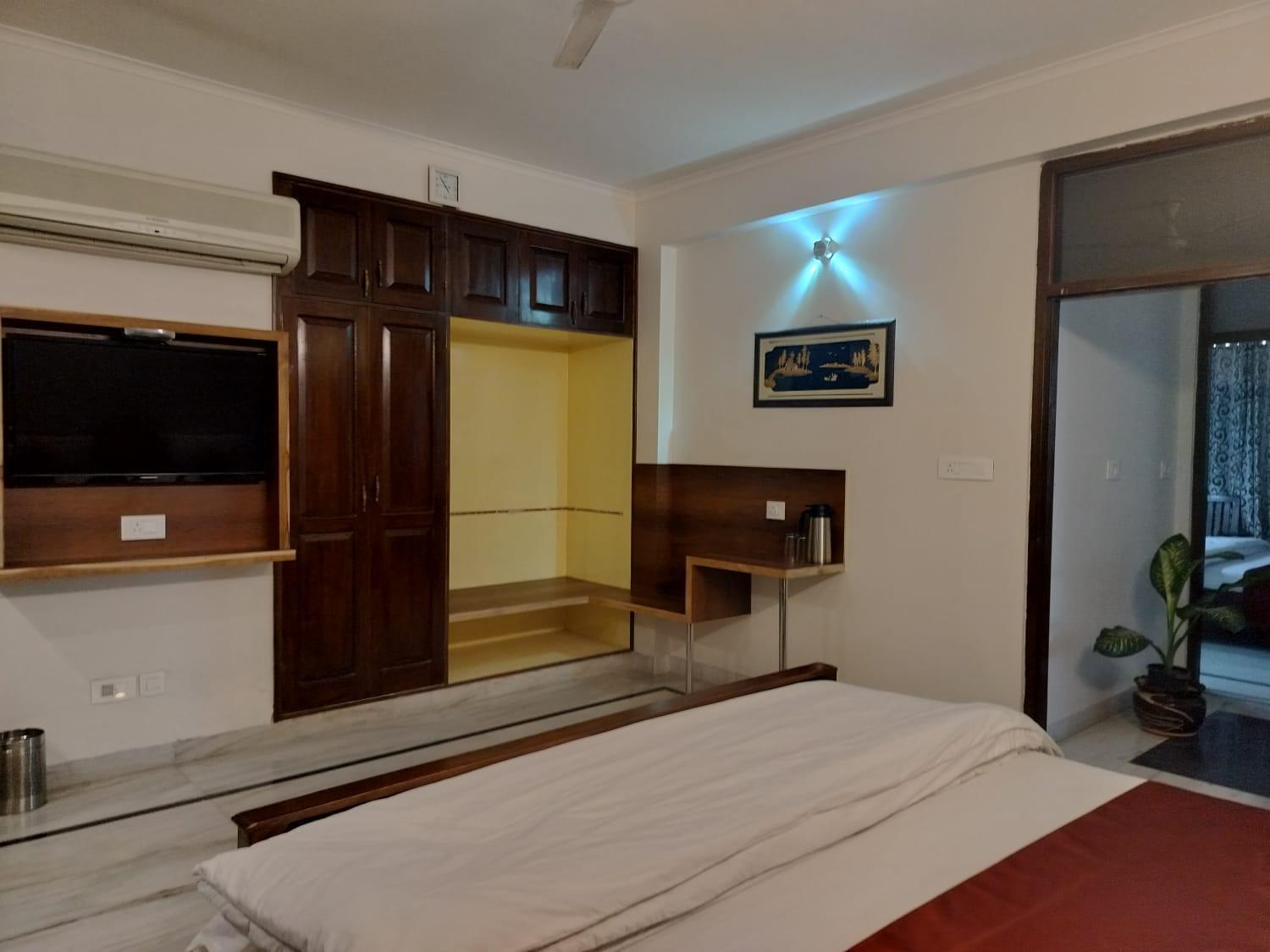 Sukhvilas Bed & Breakfast