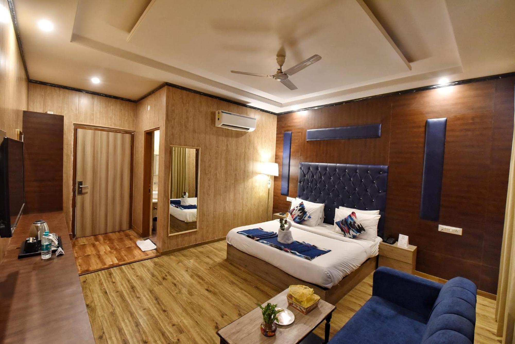 Hotel Foxoso Fiori 4*