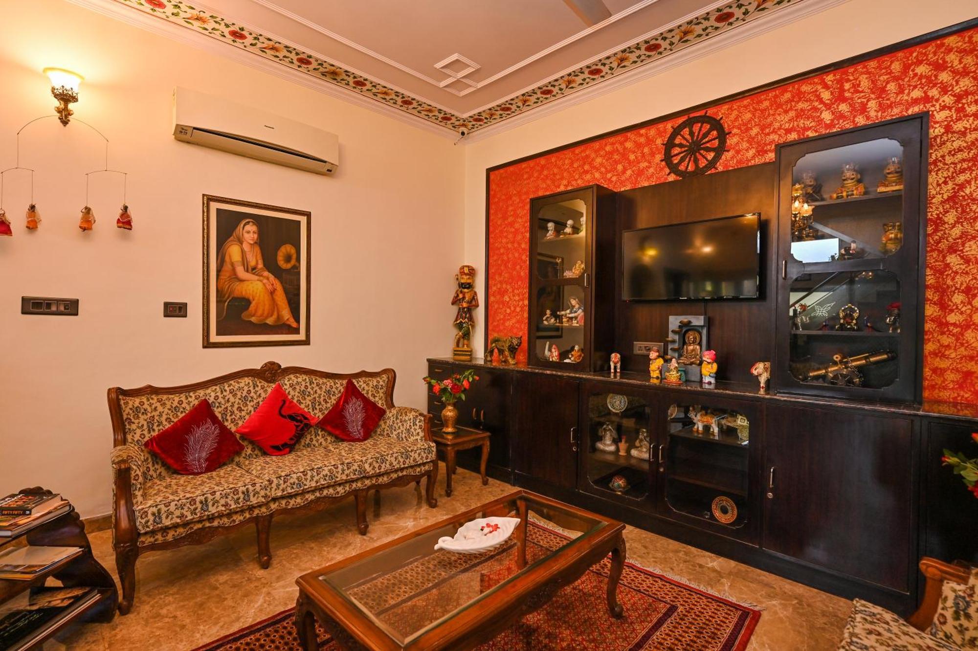 Harnawa Haveli 3*