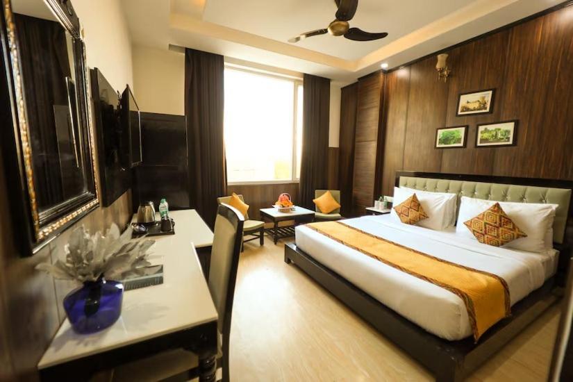 Foxoso Fiori Hotel Jaipur