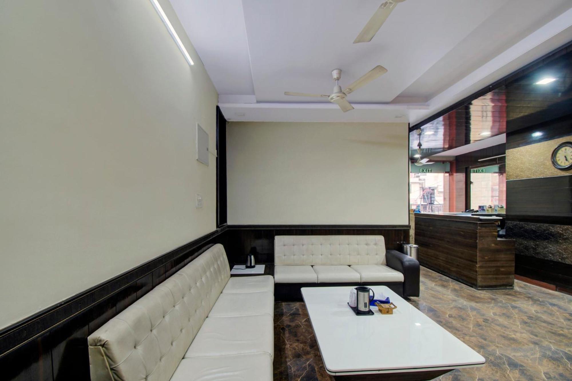 Hotel O Sanjay Palace 3*
