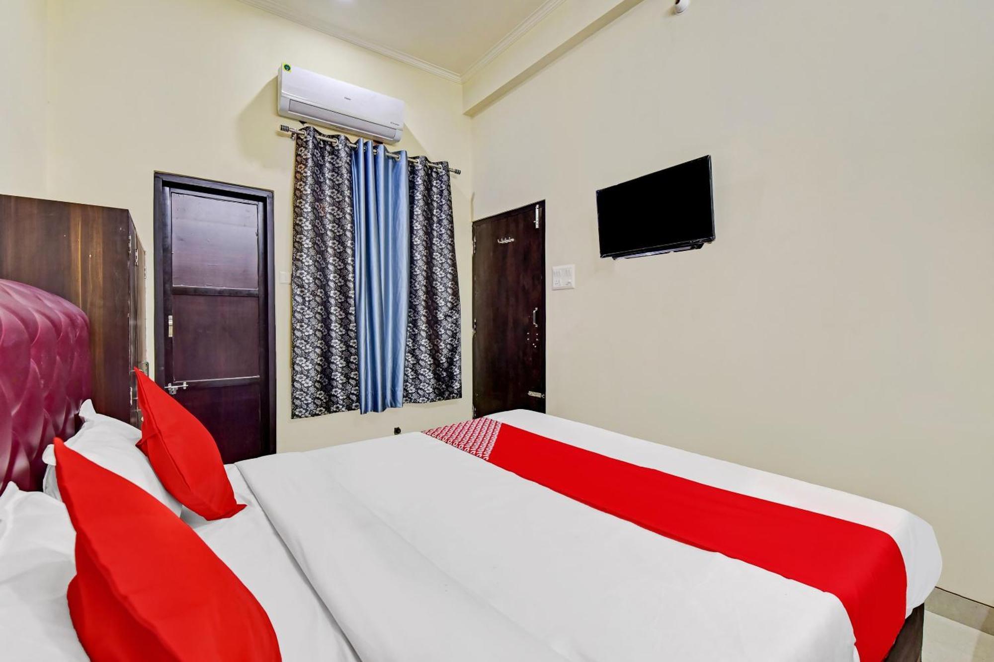 Hotel O Arn Plaza