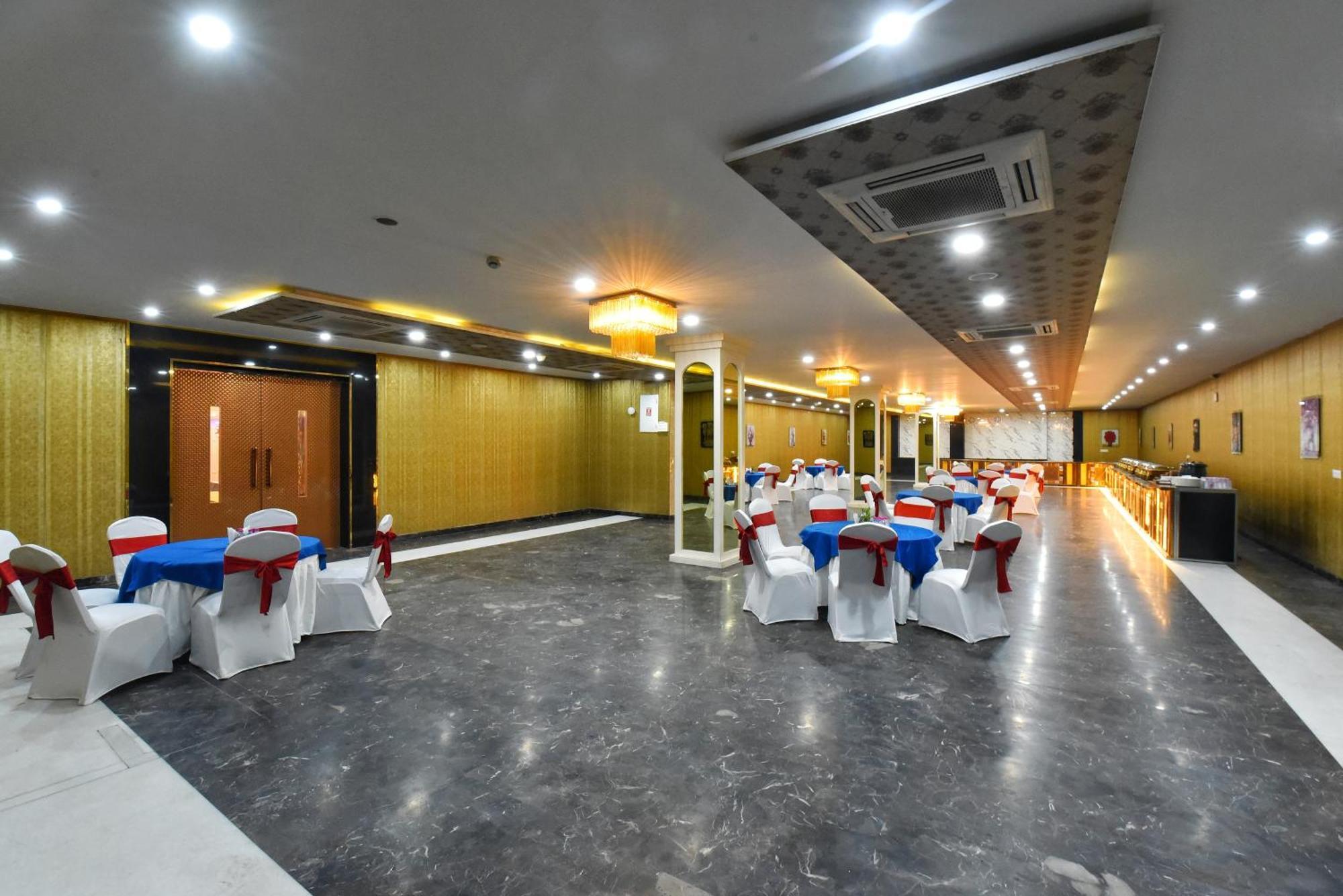 Foxoso Fiori 4* Jaipur