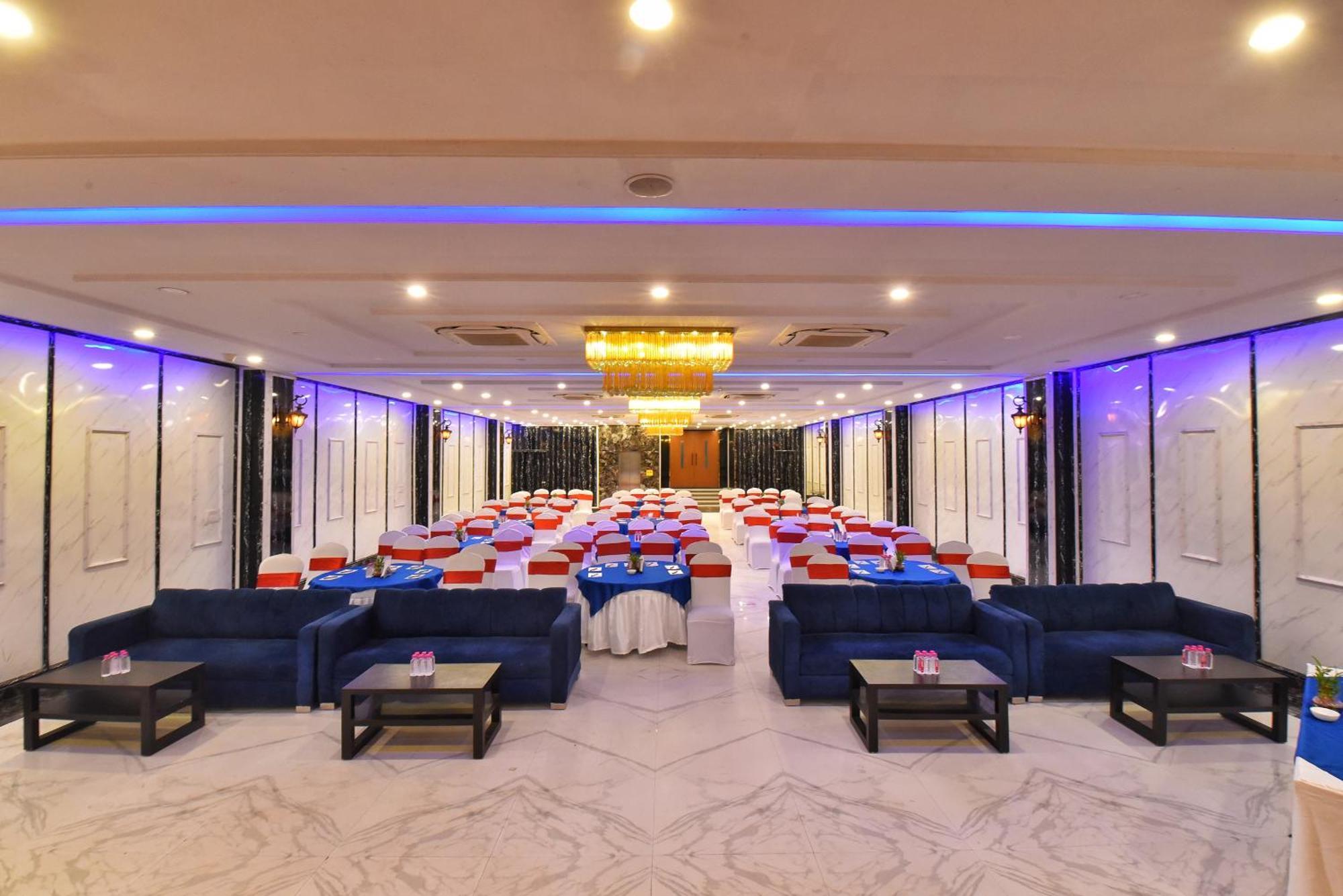 Foxoso Fiori Hotel Jaipur