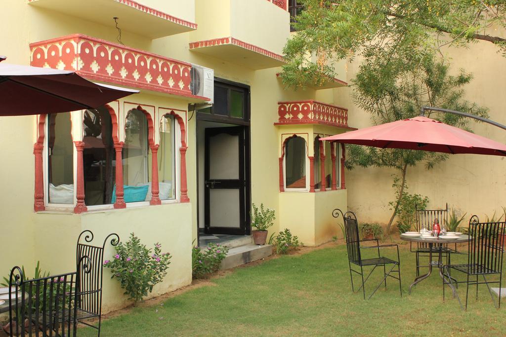 Hotel Janak Palace 2*