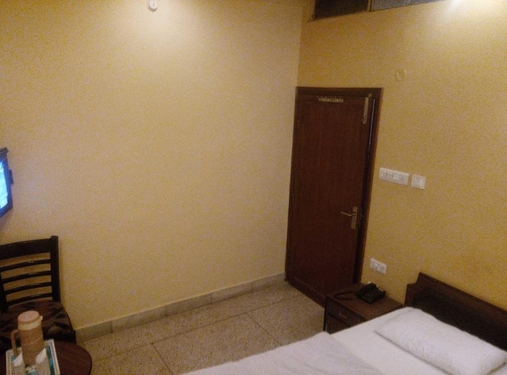 Bed & Breakfast Shri Kalyan Residency *
