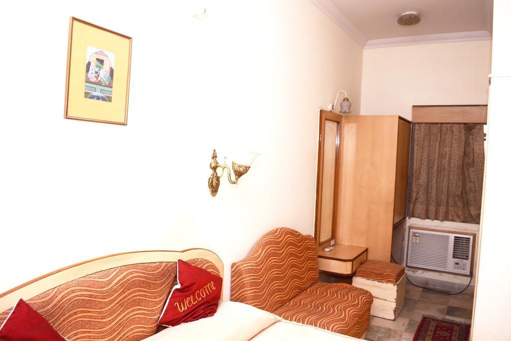 Welcome Hotel