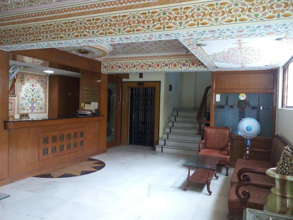 Welcome Hotel