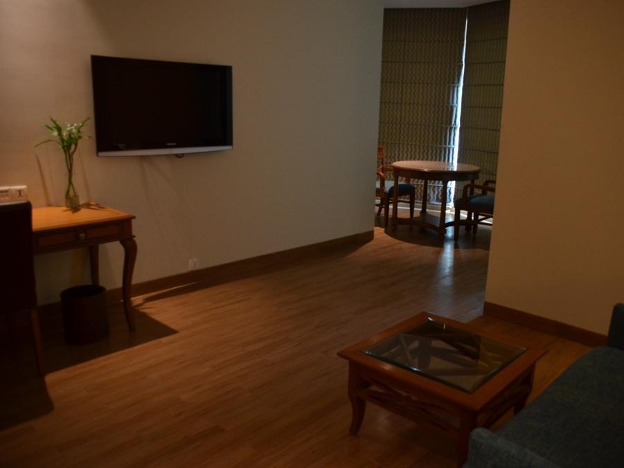 The Lalit 5*