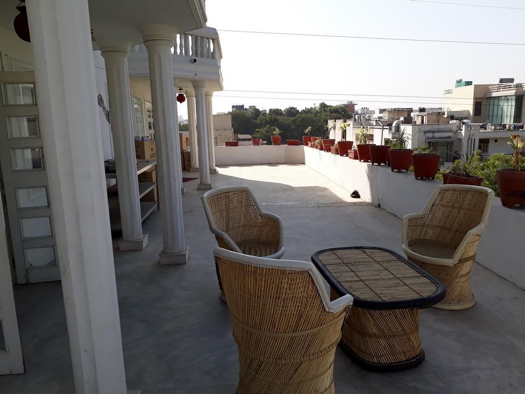 Sundeck Homestay