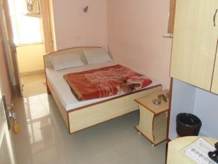 Hotel Tarun