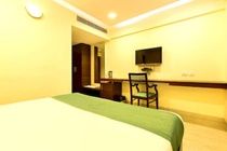 Fabhotel Radiant Star Lalkothi 3*