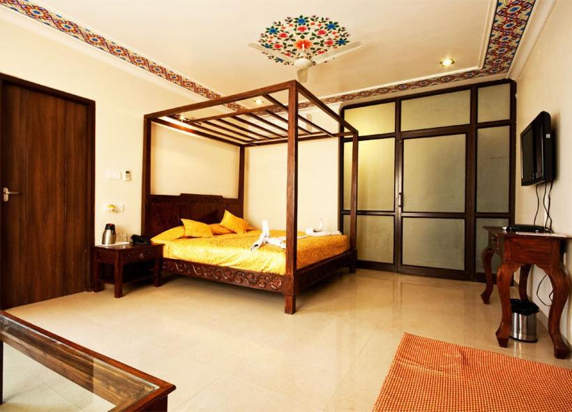 Maya Niwas Jaipur